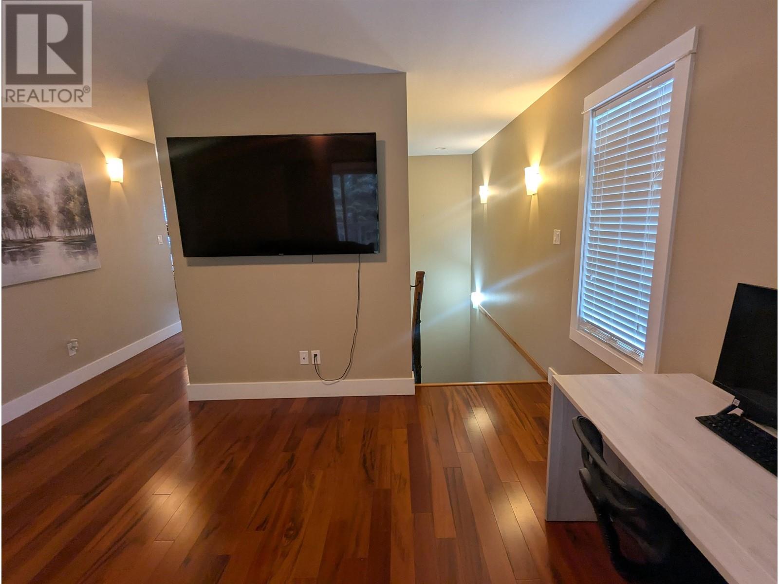 3240 3rd Avenue, Smithers, British Columbia  V0J 2N0 - Photo 21 - R3007133
