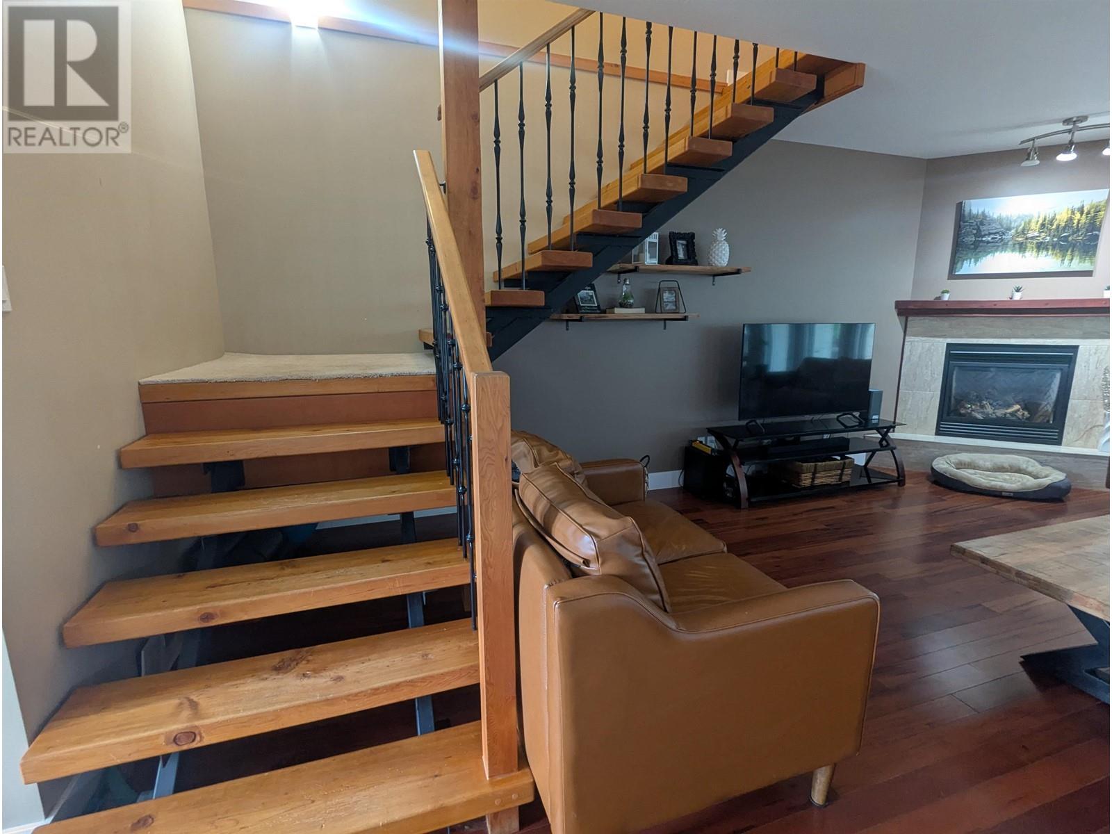 3240 3rd Avenue, Smithers, British Columbia  V0J 2N0 - Photo 20 - R3007133