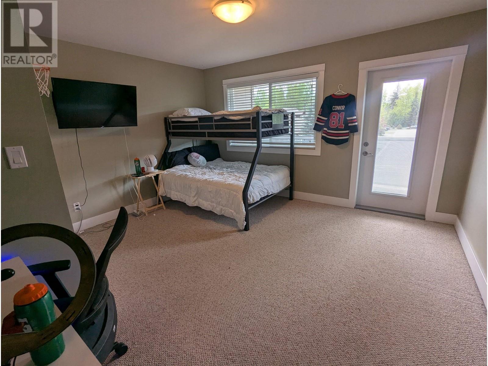 3240 3rd Avenue, Smithers, British Columbia  V0J 2N0 - Photo 31 - R3007133