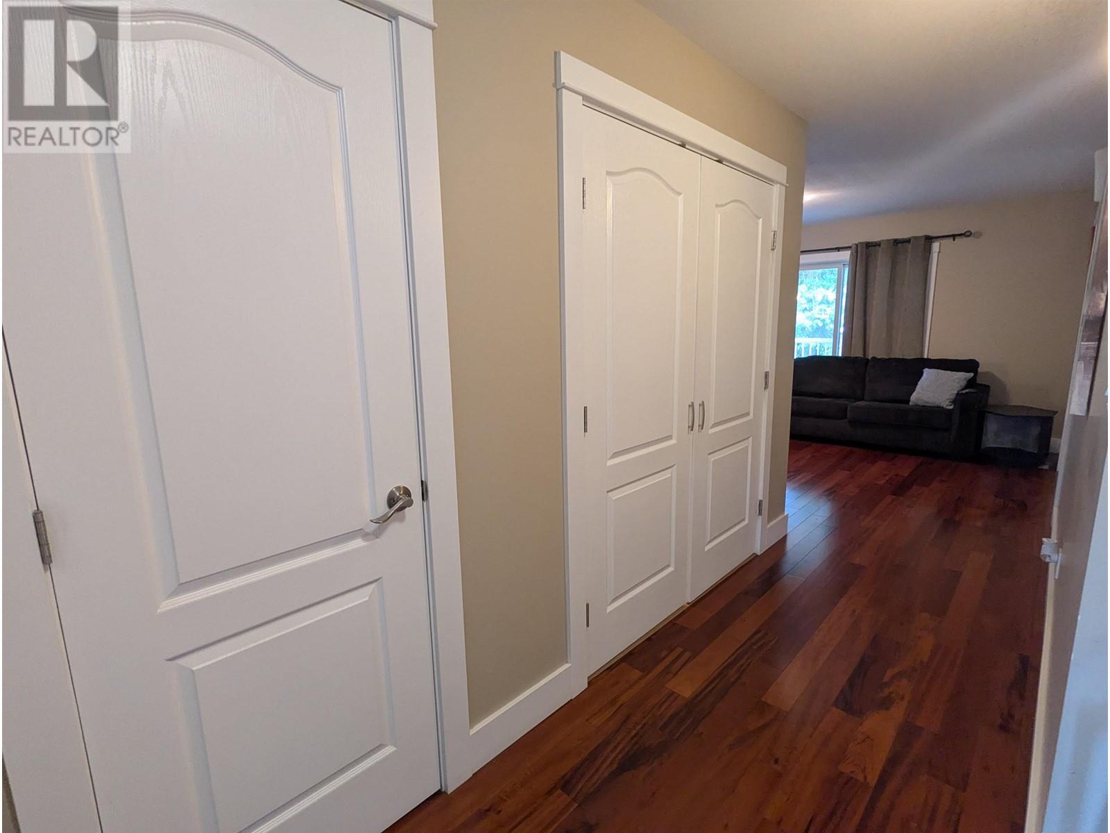 3240 3rd Avenue, Smithers, British Columbia  V0J 2N0 - Photo 28 - R3007133