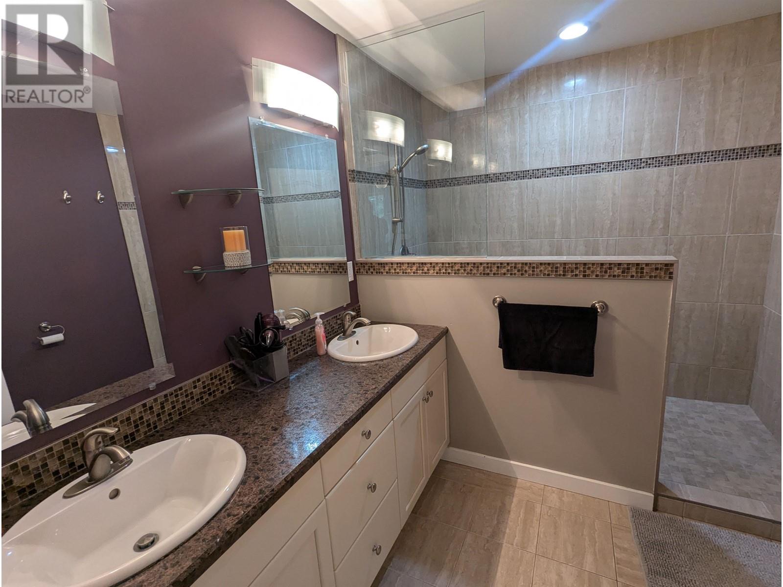 3240 3rd Avenue, Smithers, British Columbia  V0J 2N0 - Photo 25 - R3007133