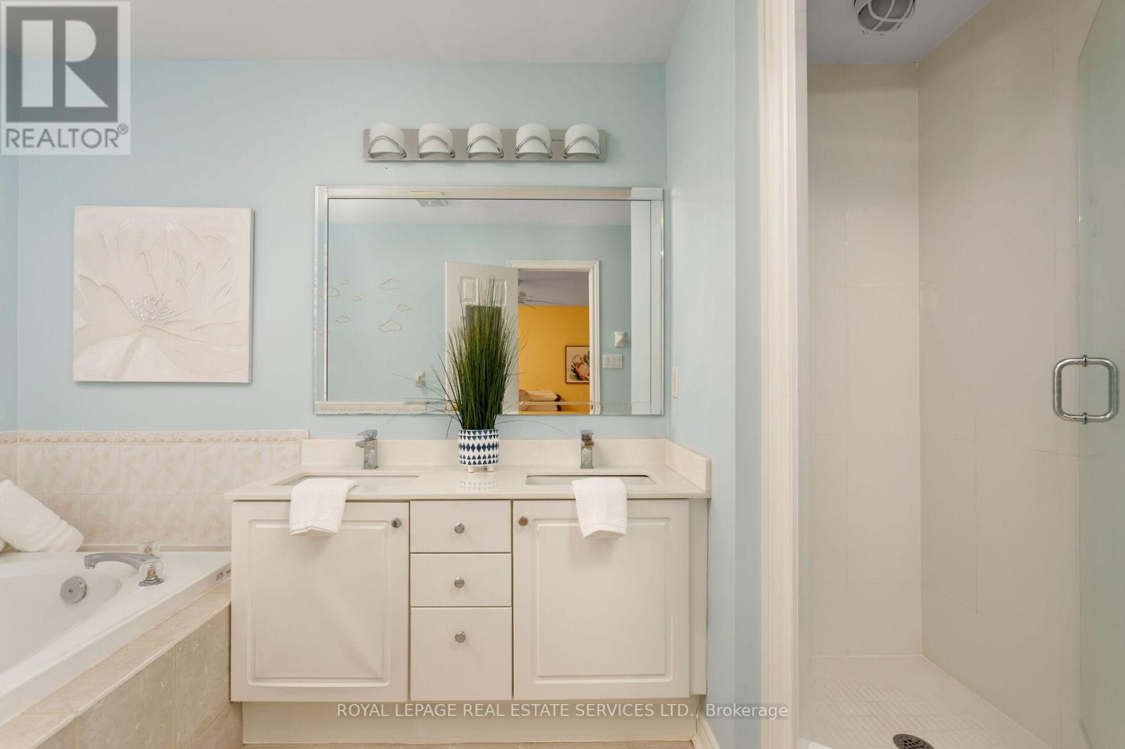 65 - 1267 Dorval Drive, Oakville (Ga Glen Abbey), Ontario  L6M 3Z5 - Photo 24 - W12147246