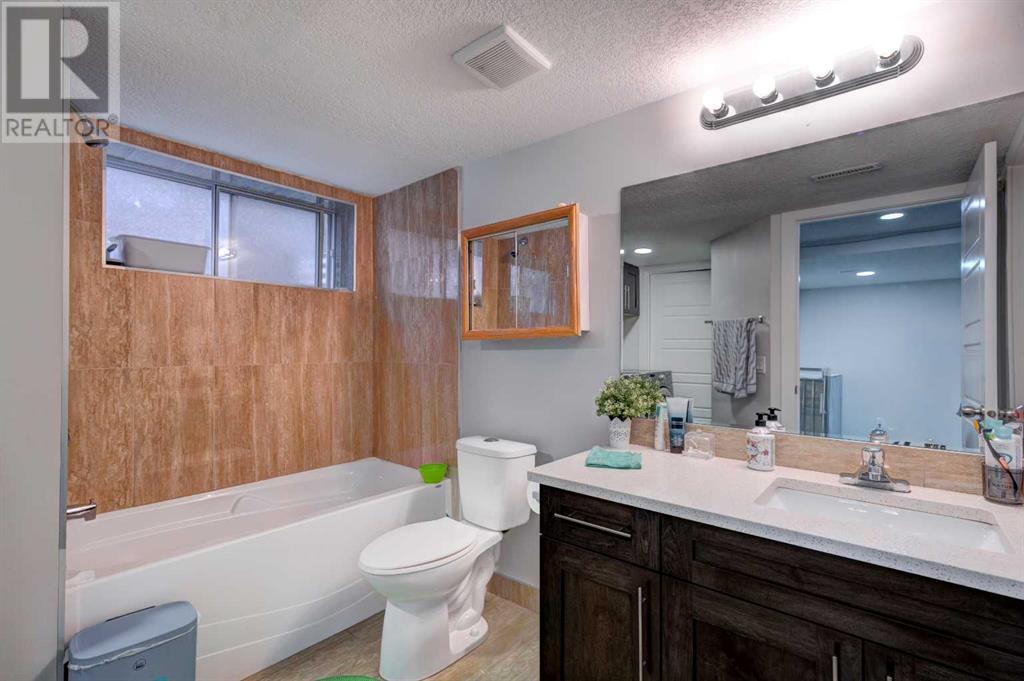 85 Sidon Crescent Sw, Calgary, Alberta  T2H 2C5 - Photo 25 - A2221916