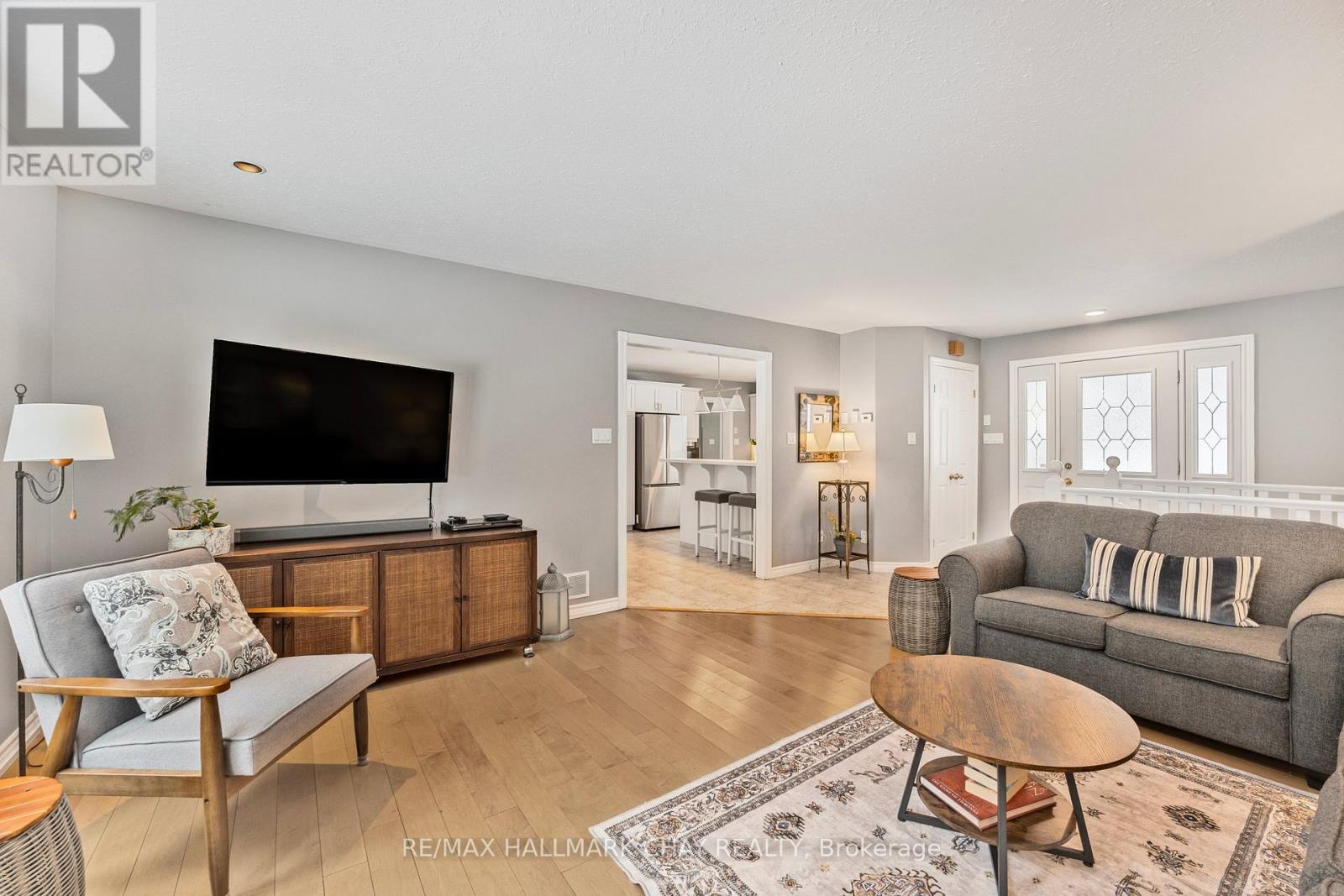 37 Sterling Drive, Tiny, Ontario  L0L 2T0 - Photo 11 - S12053113