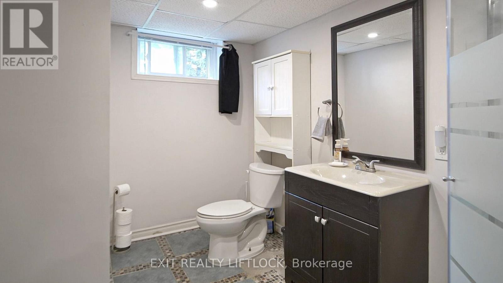 925 Ford Street, Peterborough Central, Ontario K9J 5V2 - Photo 20 - X12175625