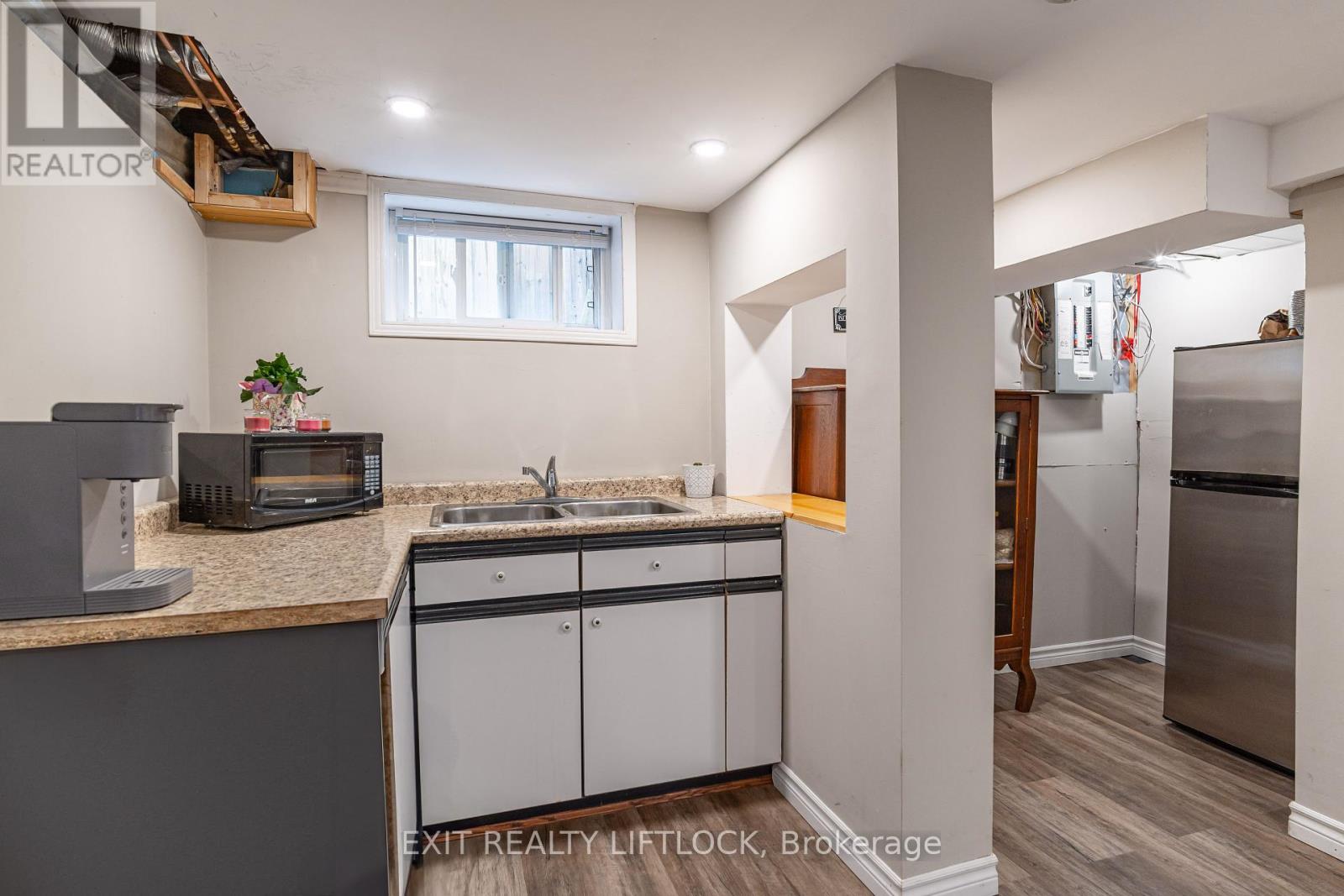 925 Ford Street, Peterborough Central, Ontario  K9J 5V2 - Photo 19 - X12175625