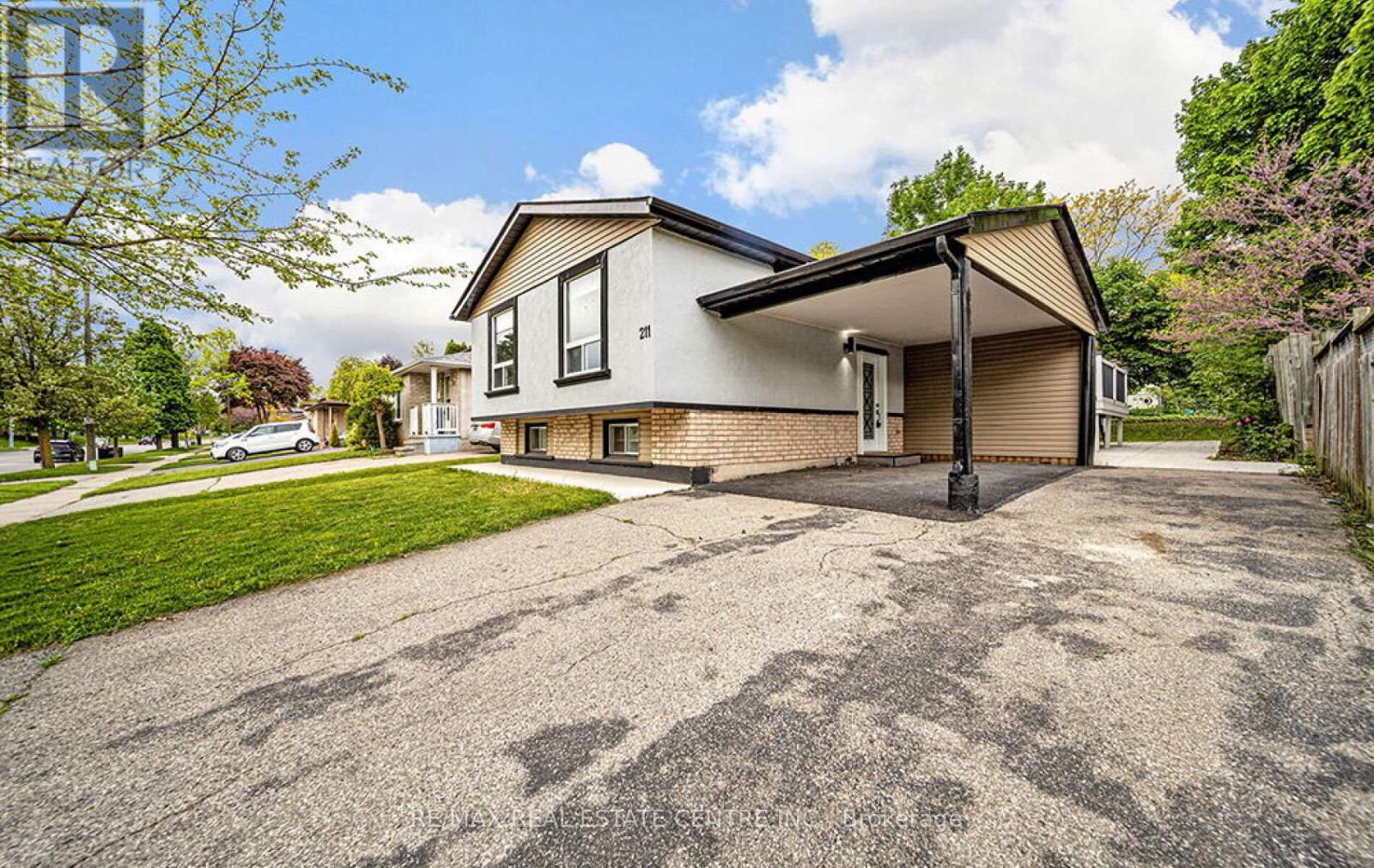 211 Dunsdon Street, Brantford, Ontario  N3R 7H7 - Photo 1 - X12157689