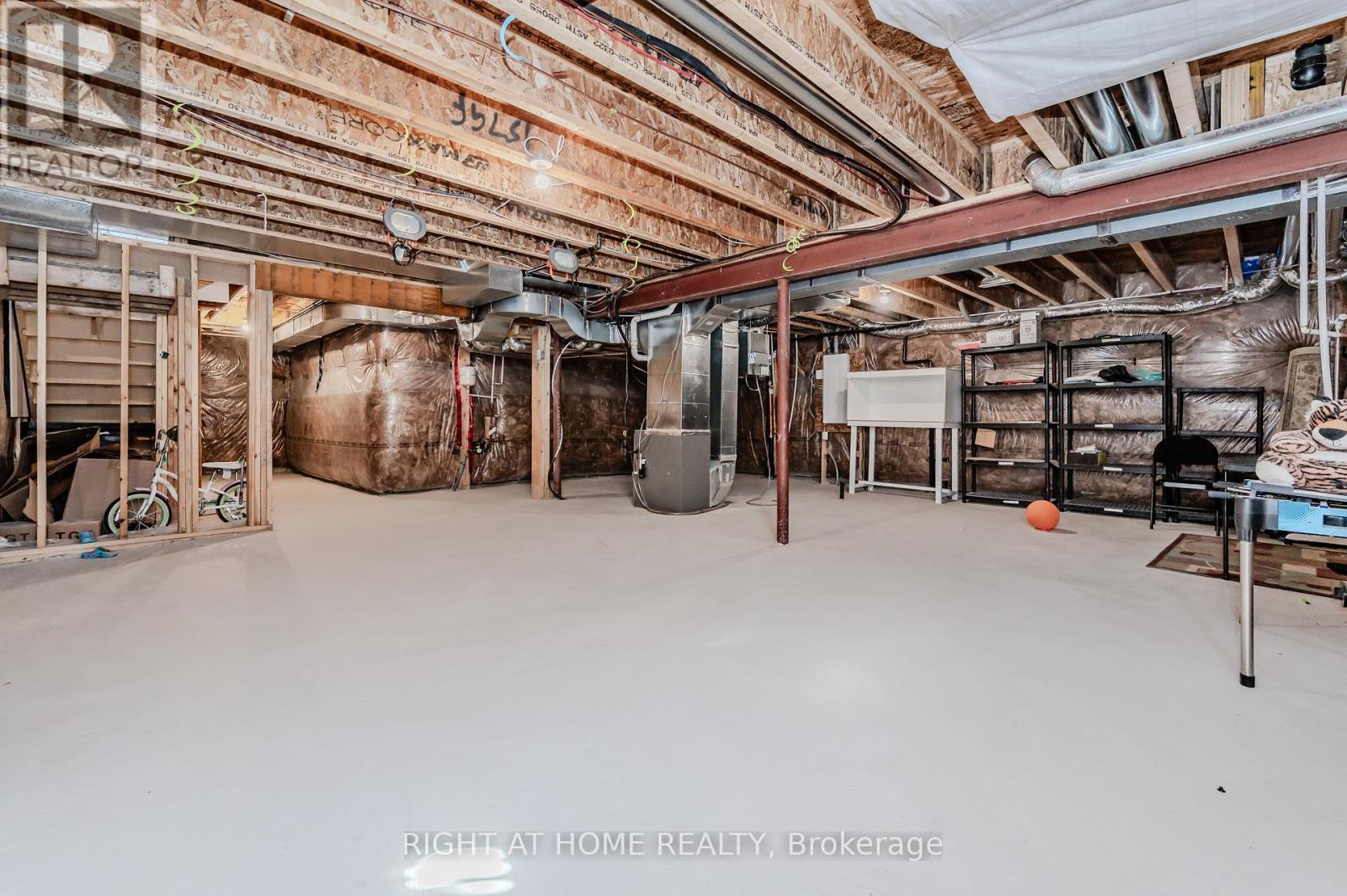 154 Histand Trail, Kitchener, Ontario  N2R 0S3 - Photo 21 - X12175929