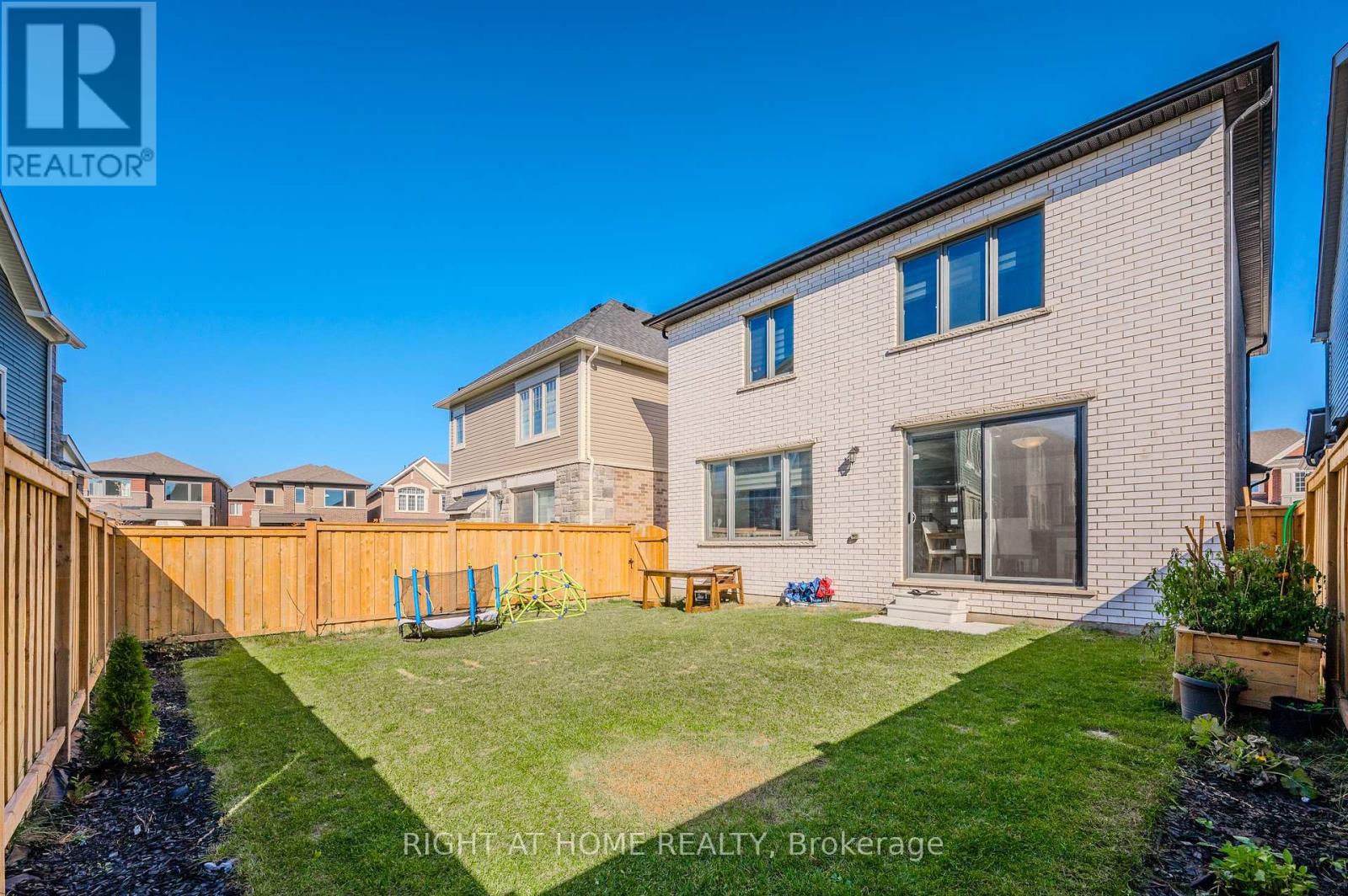 154 Histand Trail, Kitchener, Ontario  N2R 0S3 - Photo 25 - X12175929