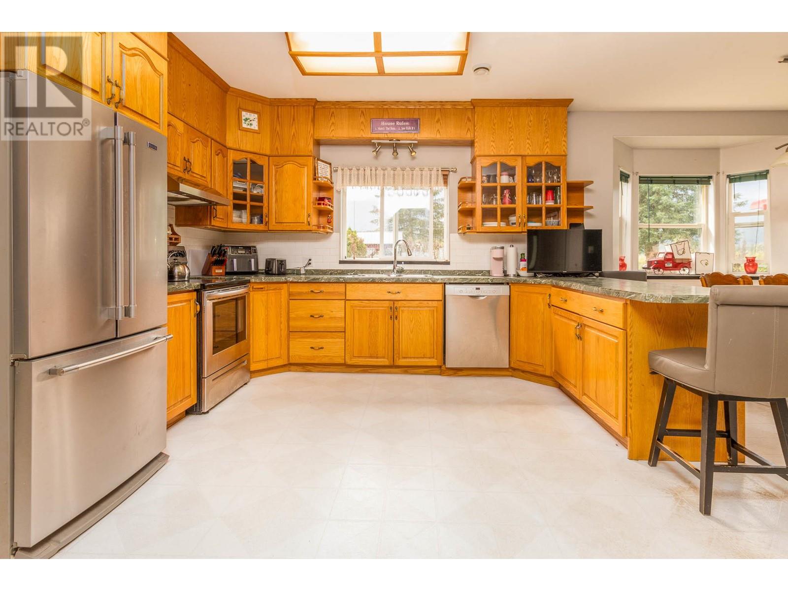 3695 Malakwa Loop Road, Malakwa, British Columbia  V0E 2J0 - Photo 12 - 10349390