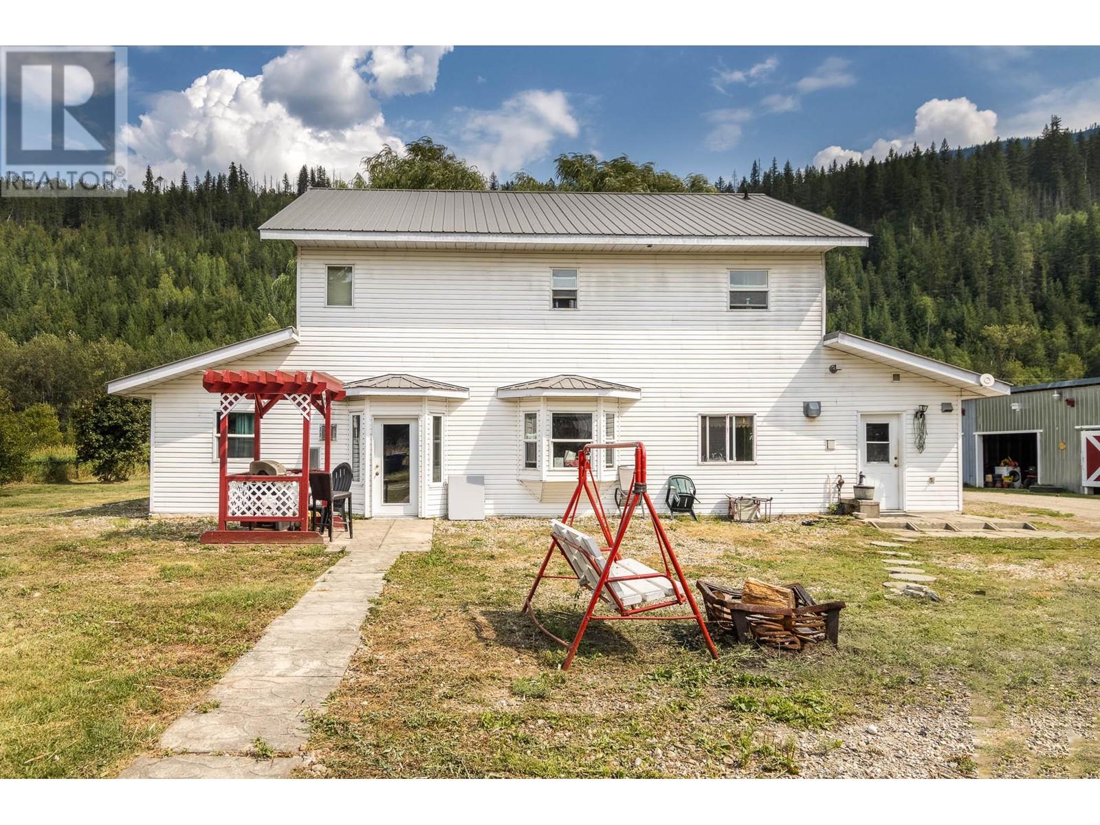 3695 Malakwa Loop Road, Malakwa, British Columbia  V0E 2J0 - Photo 25 - 10349390