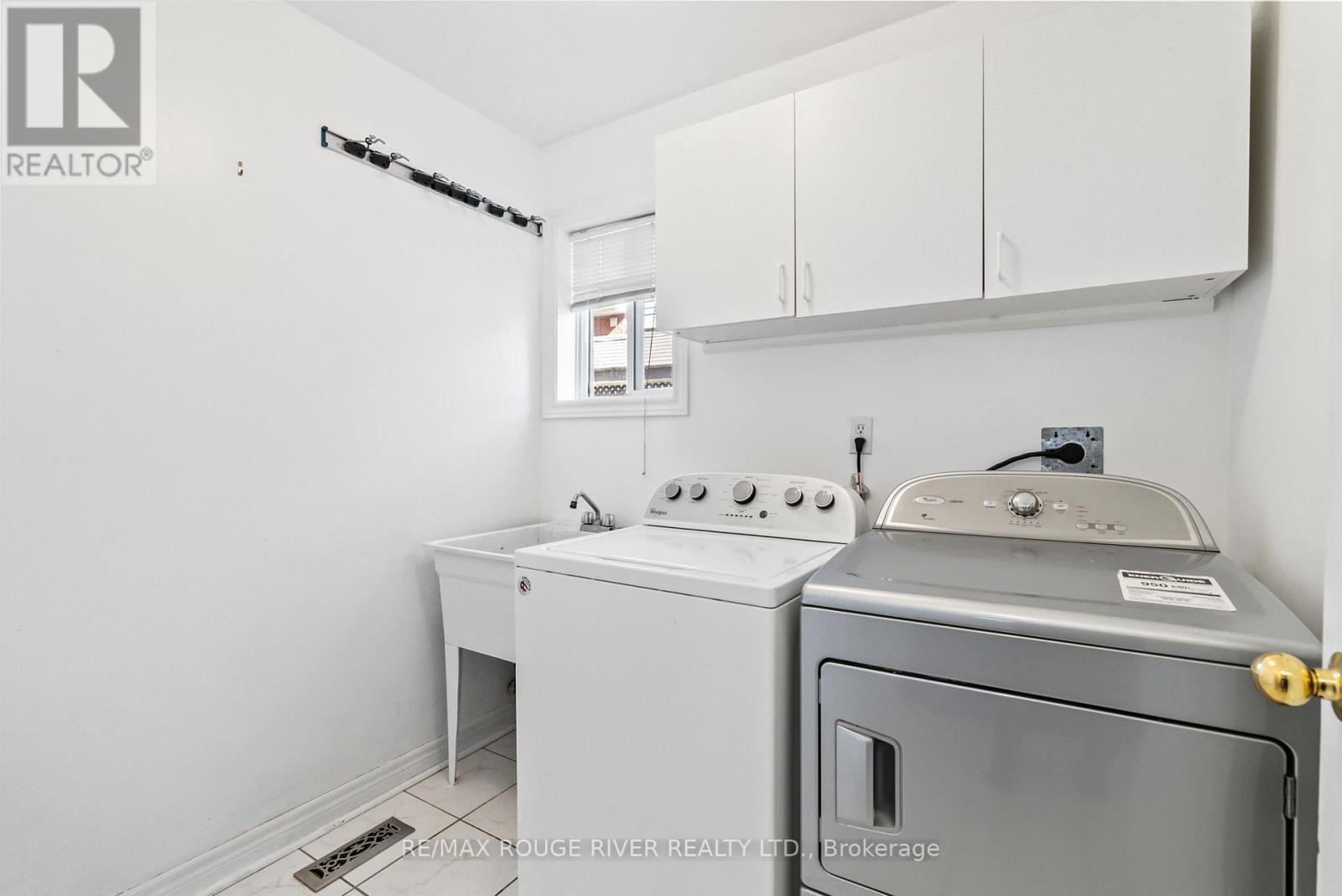 104 Willowbrook Drive, Whitby, Ontario  L1R 2S8 - Photo 26 - E12176285