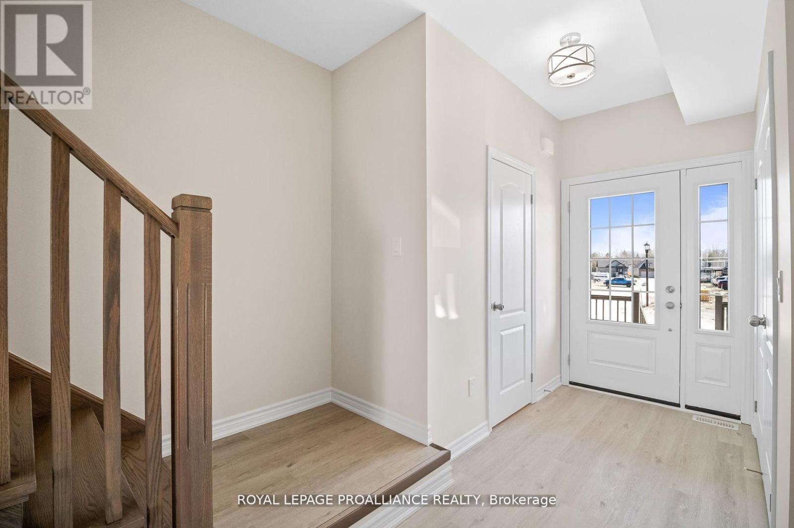 479 Hayward Street, Cobourg, Ontario  K9A 3N5 - Photo 4 - X12176308