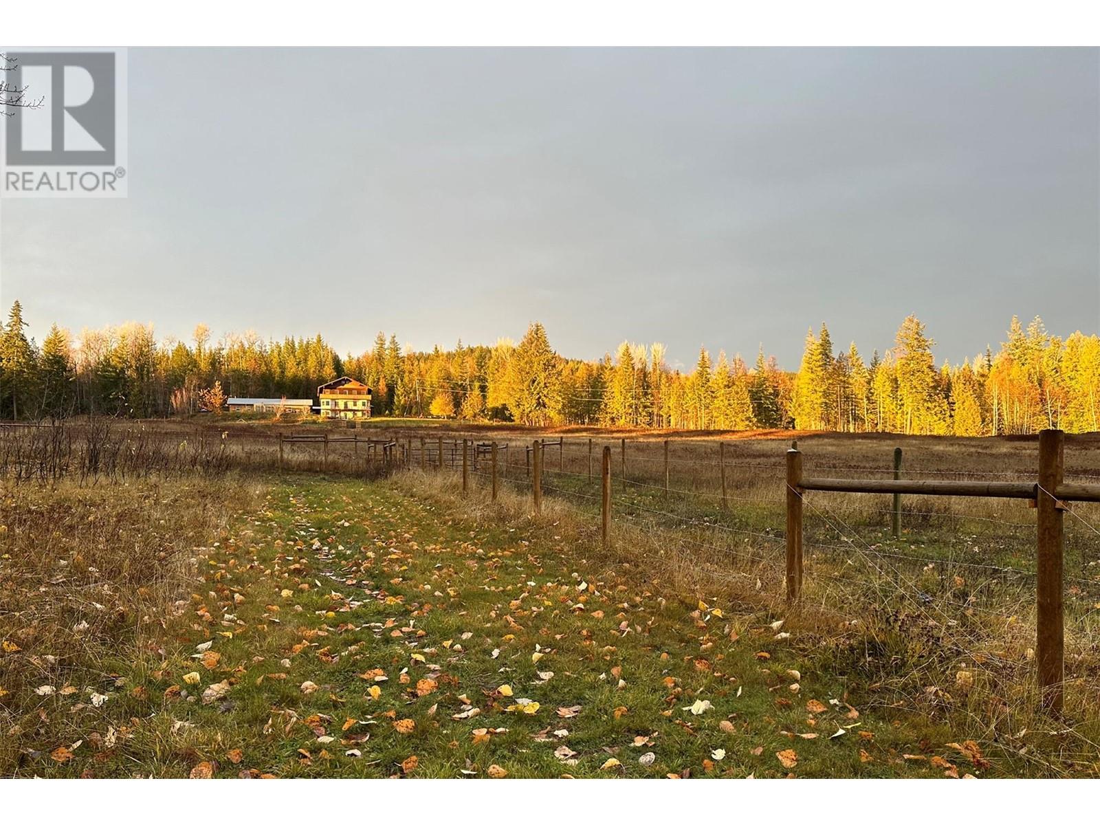 100 Lidstone Road, Salmon Arm, British Columbia  V1E 2Y1 - Photo 45 - 10330064