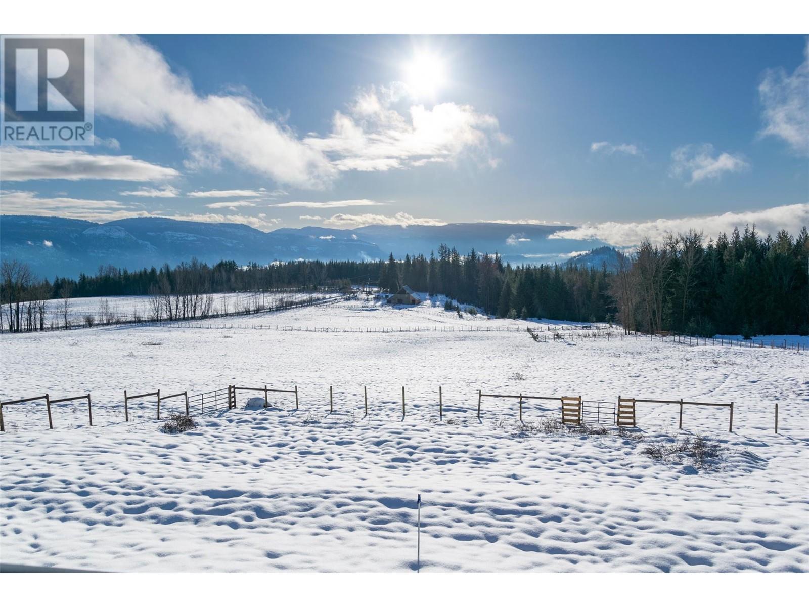 100 Lidstone Road, Salmon Arm, British Columbia  V1E 2Y1 - Photo 52 - 10330064