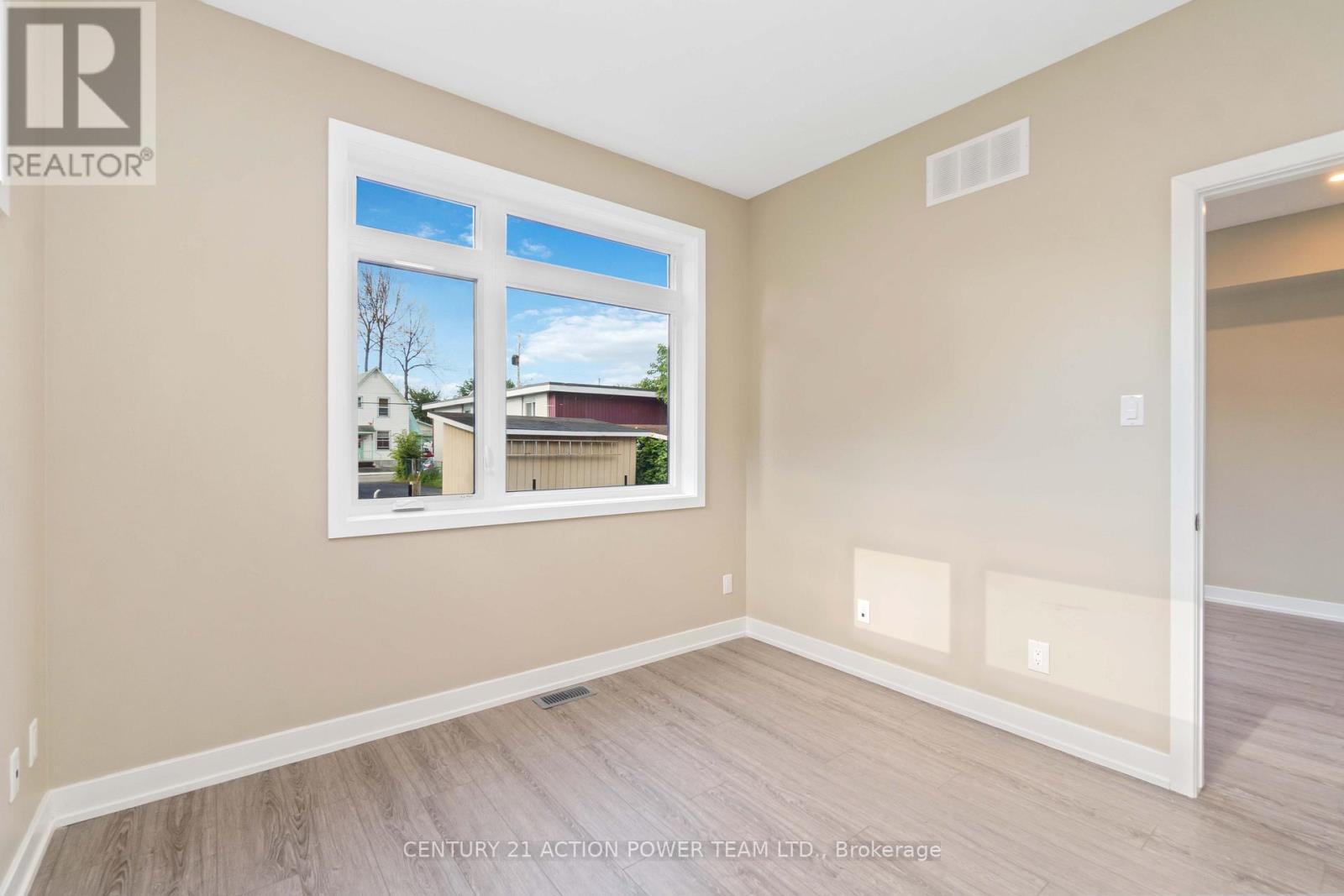1 - 280 Levis Avenue, Ottawa, Ontario  K1L 6H6 - Photo 16 - X12176255