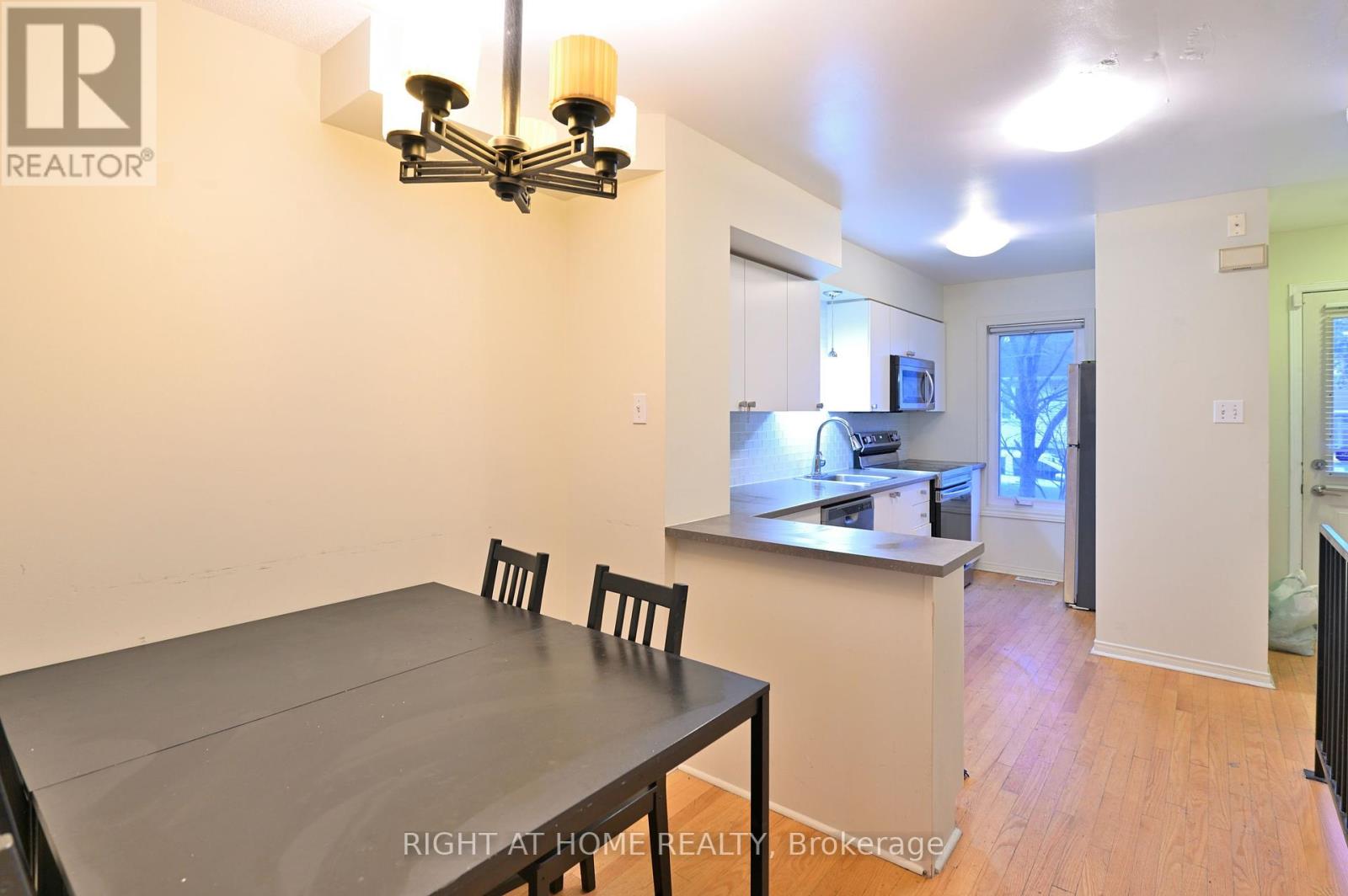 C - 90 Templeton Street, Ottawa, Ontario  K1N 6X3 - Photo 4 - X12176286