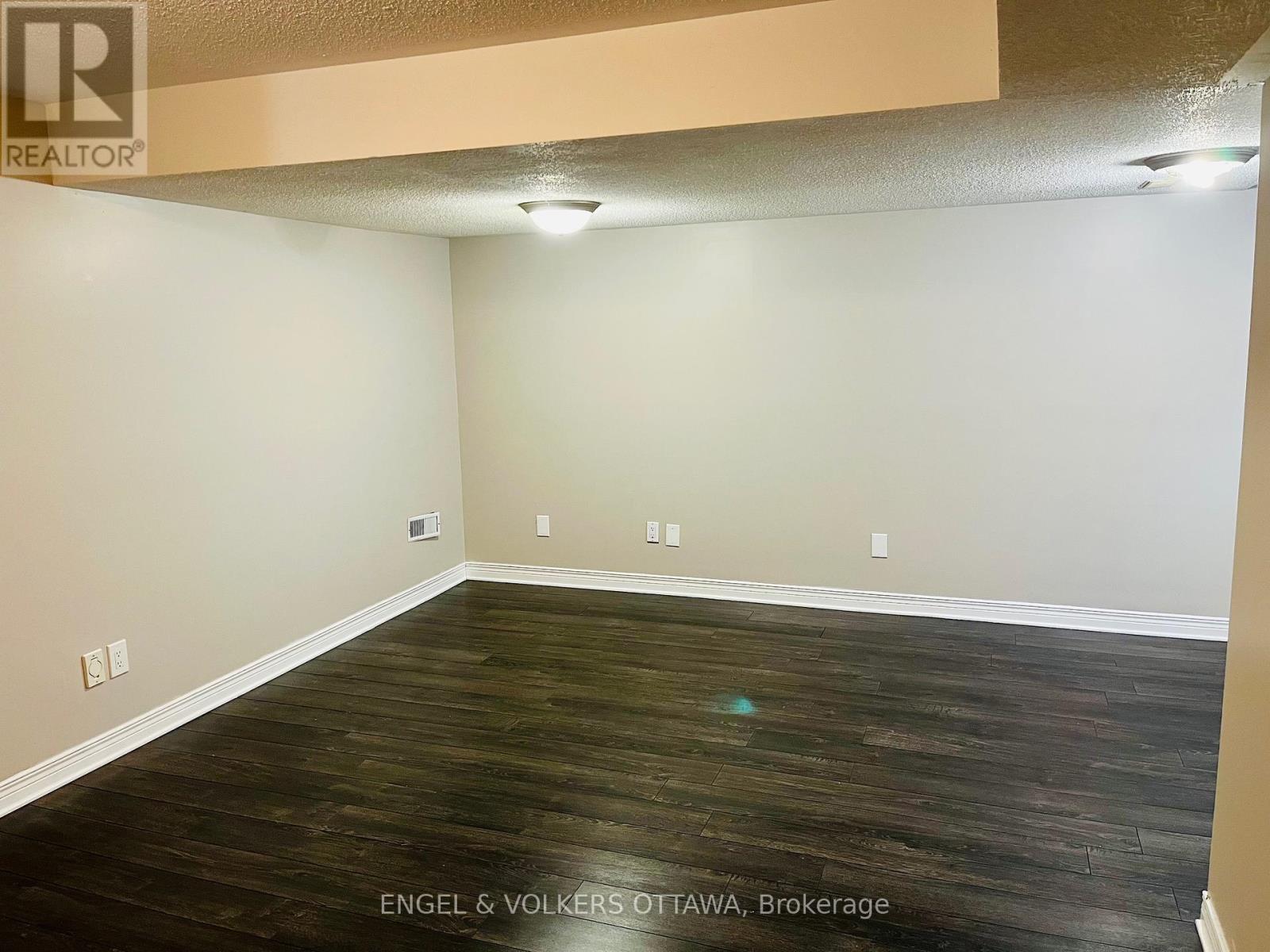 97 Redpath Drive, Ottawa, Ontario  K2G 6K4 - Photo 24 - X12176318