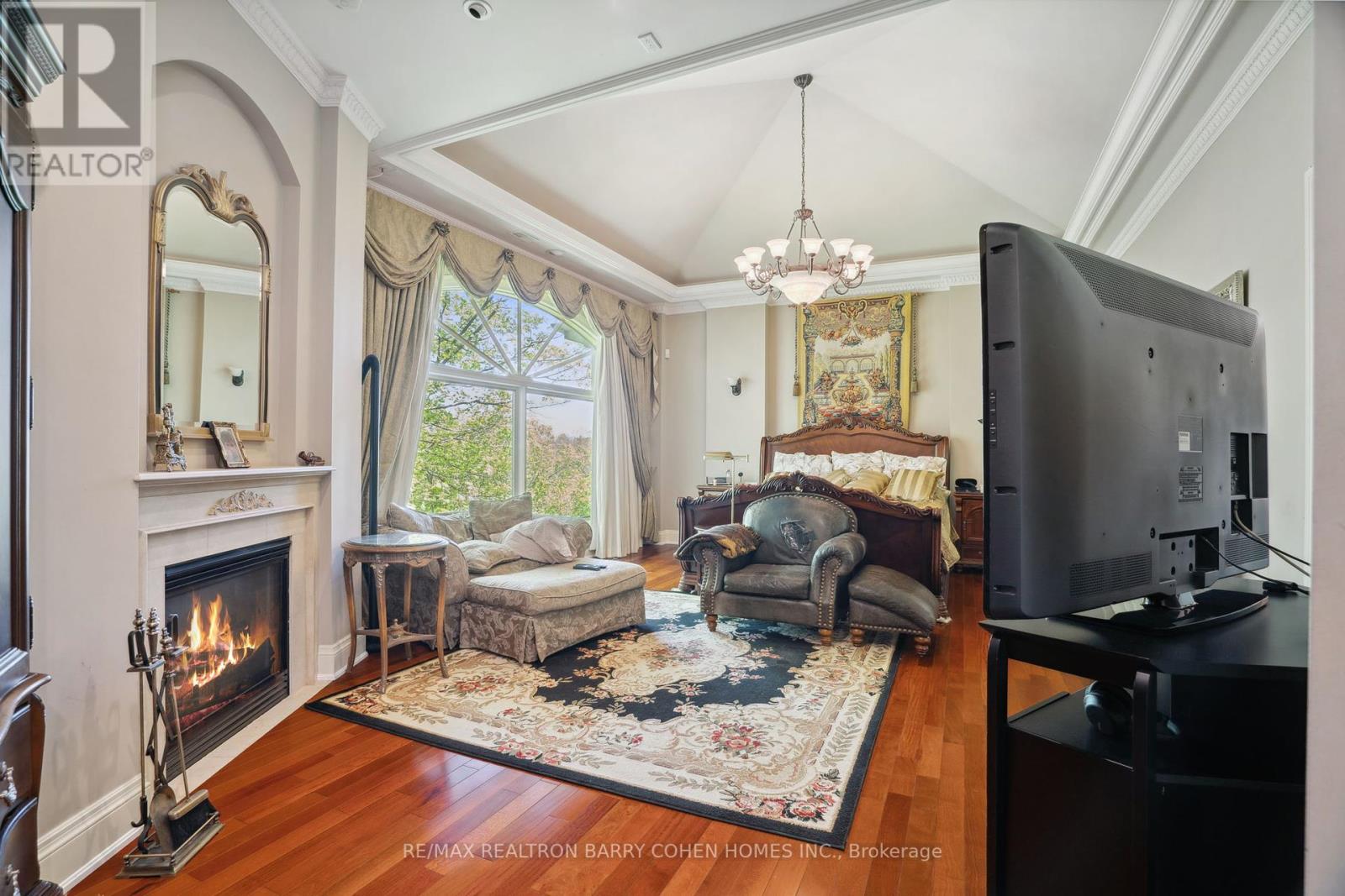 340 Riverview Drive, Toronto, Ontario  M4N 3E1 - Photo 27 - C12135255