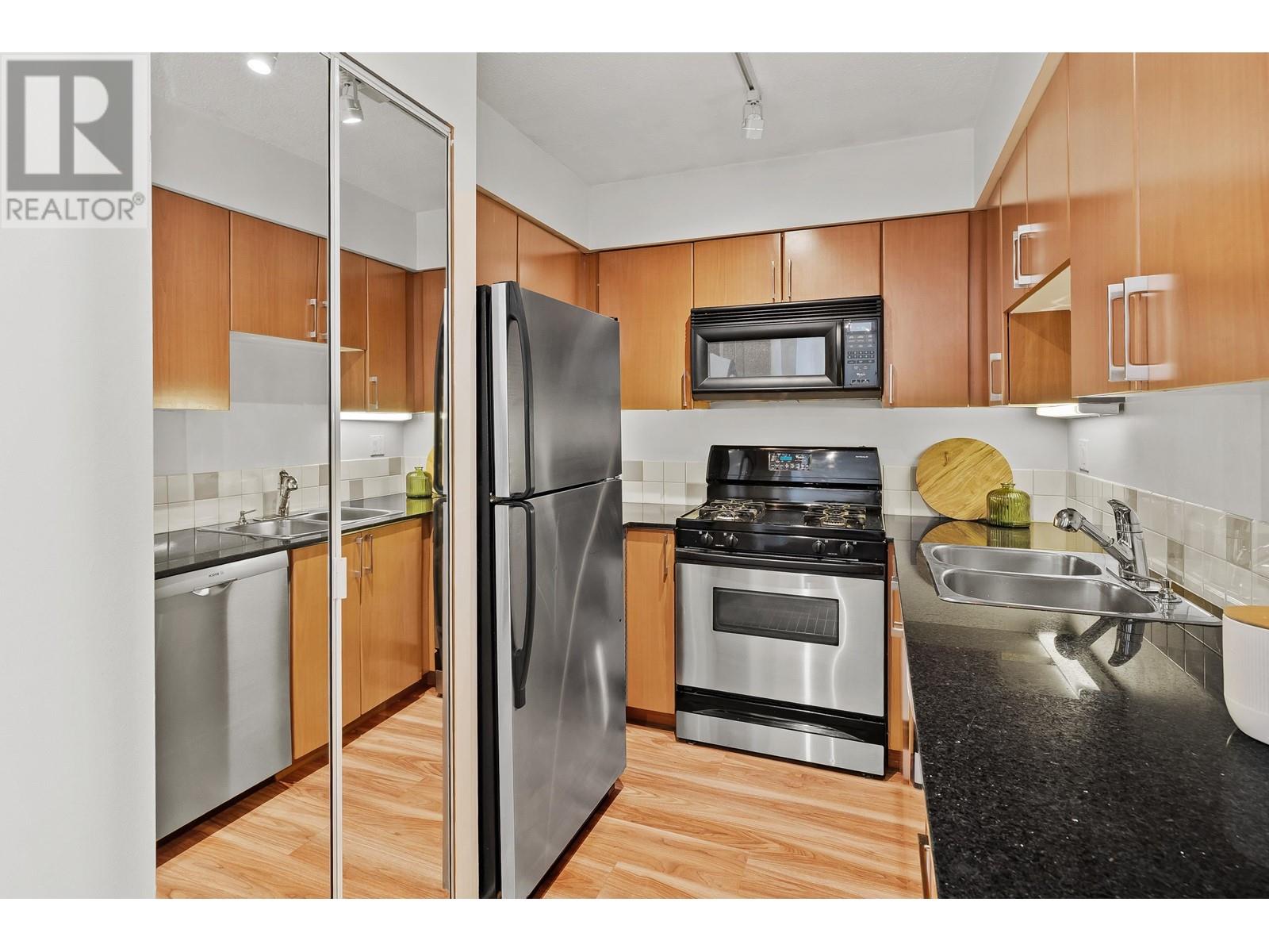 2307 63 Keefer Place, Vancouver, British Columbia  V6B 6N6 - Photo 8 - R3007607