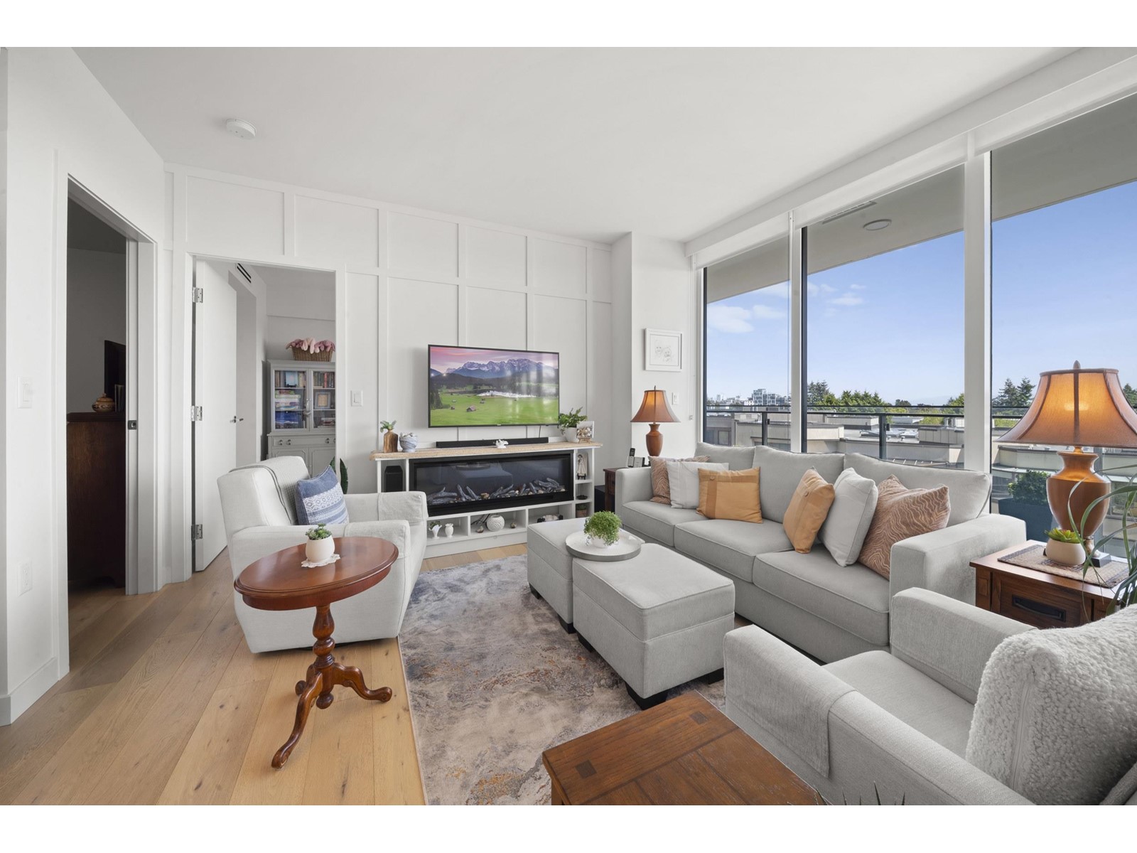 404 1439 George Street, White Rock, British Columbia  V4B 0B9 - Photo 4 - R3007544