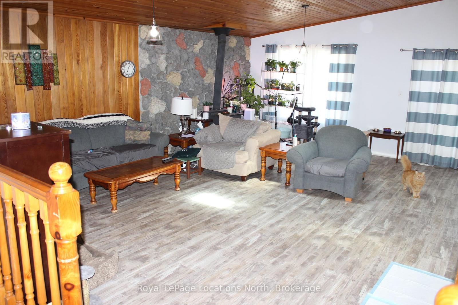 30 Earl Street, Wasaga Beach, Ontario  L9Z 2M6 - Photo 15 - S12176337
