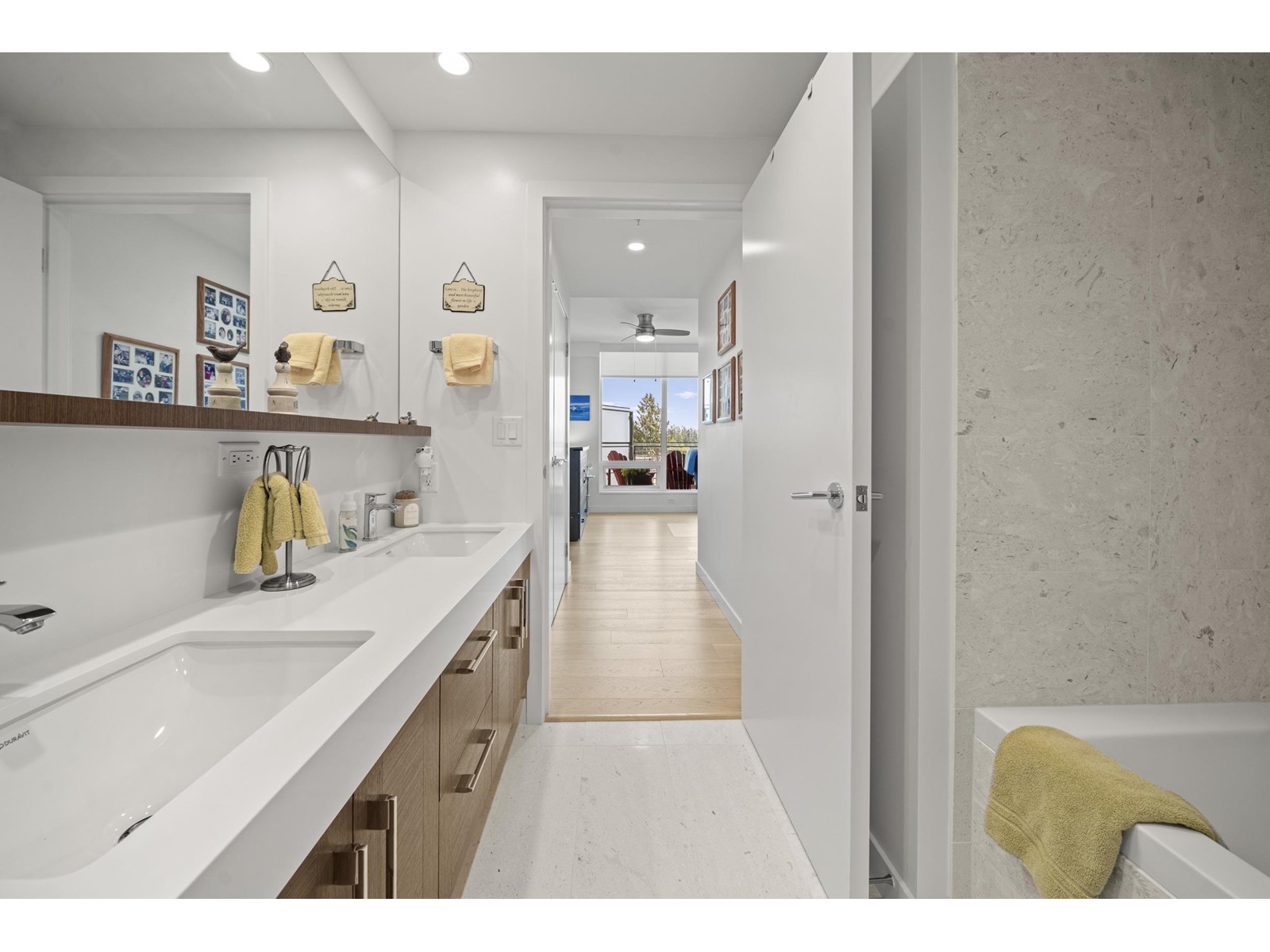 404 1439 George Street, White Rock, British Columbia  V4B 0B9 - Photo 28 - R3007544
