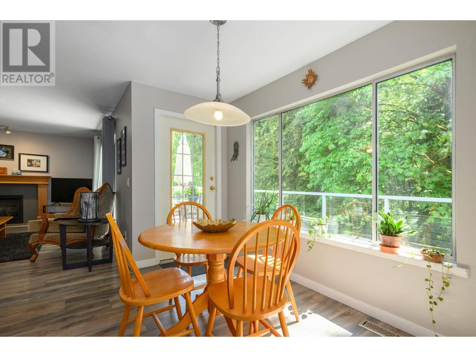 3910 Ambleside Close, Port Coquitlam, British Columbia  V3B 7G2 - Photo 15 - R3007633