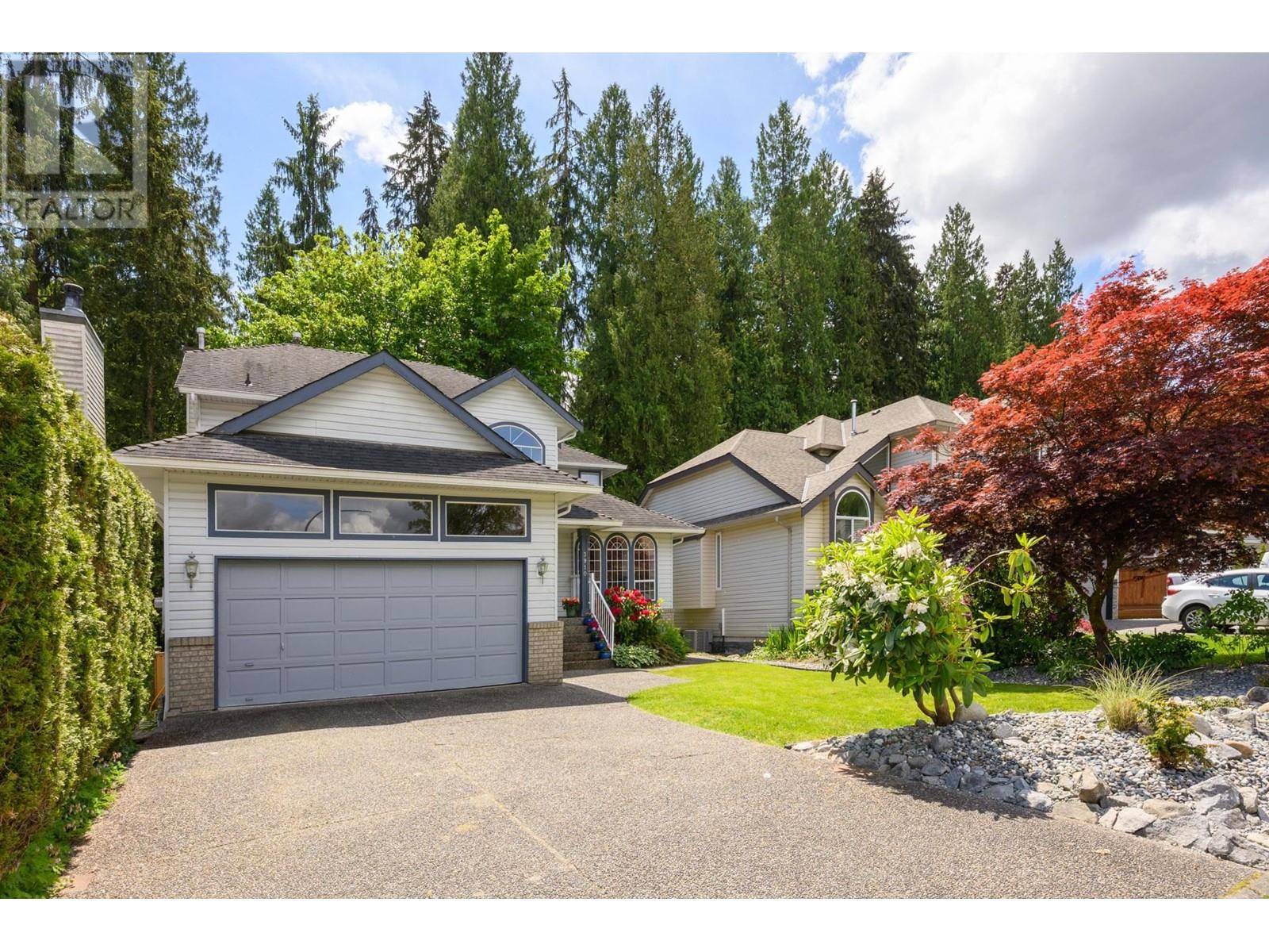 3910 Ambleside Close, Port Coquitlam, British Columbia  V3B 7G2 - Photo 2 - R3007633