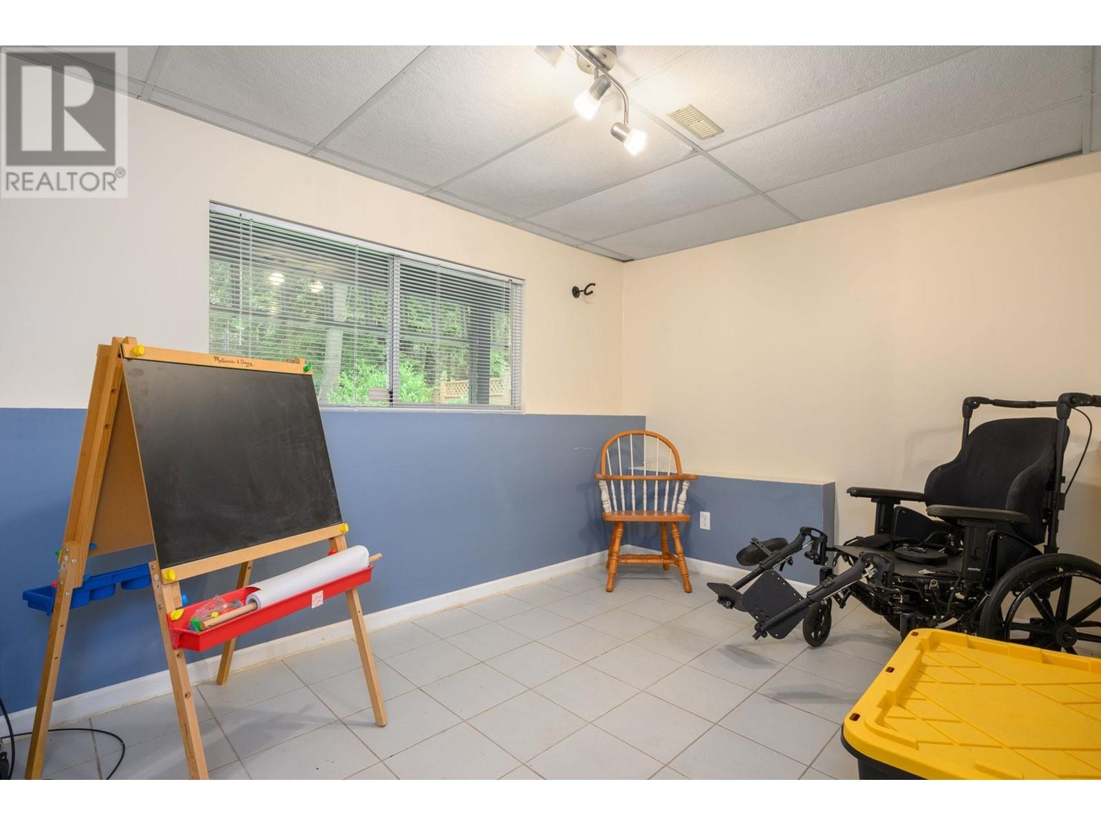 3910 Ambleside Close, Port Coquitlam, British Columbia  V3B 7G2 - Photo 27 - R3007633