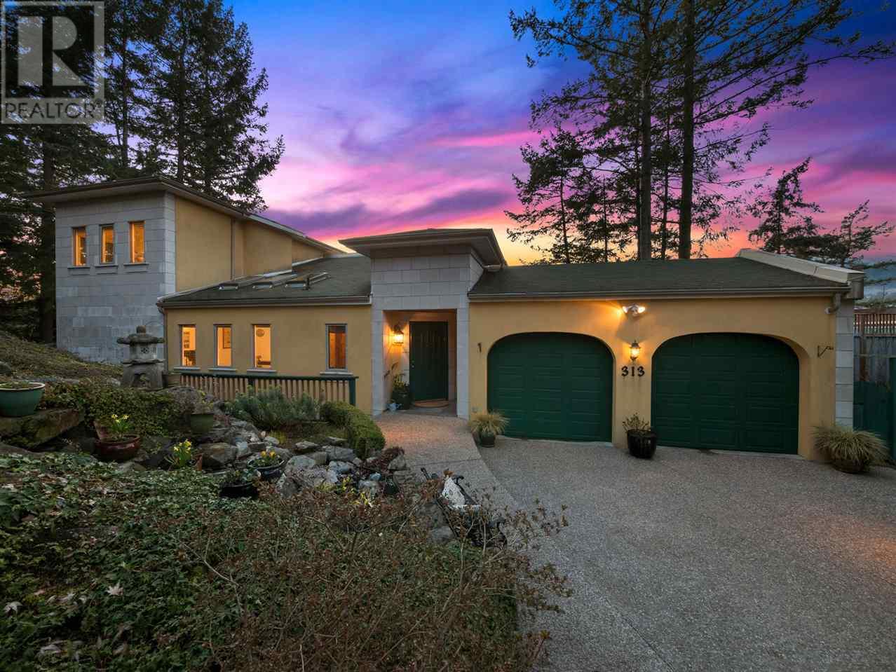 Property at 313 SKYLINE DRIVE image 1