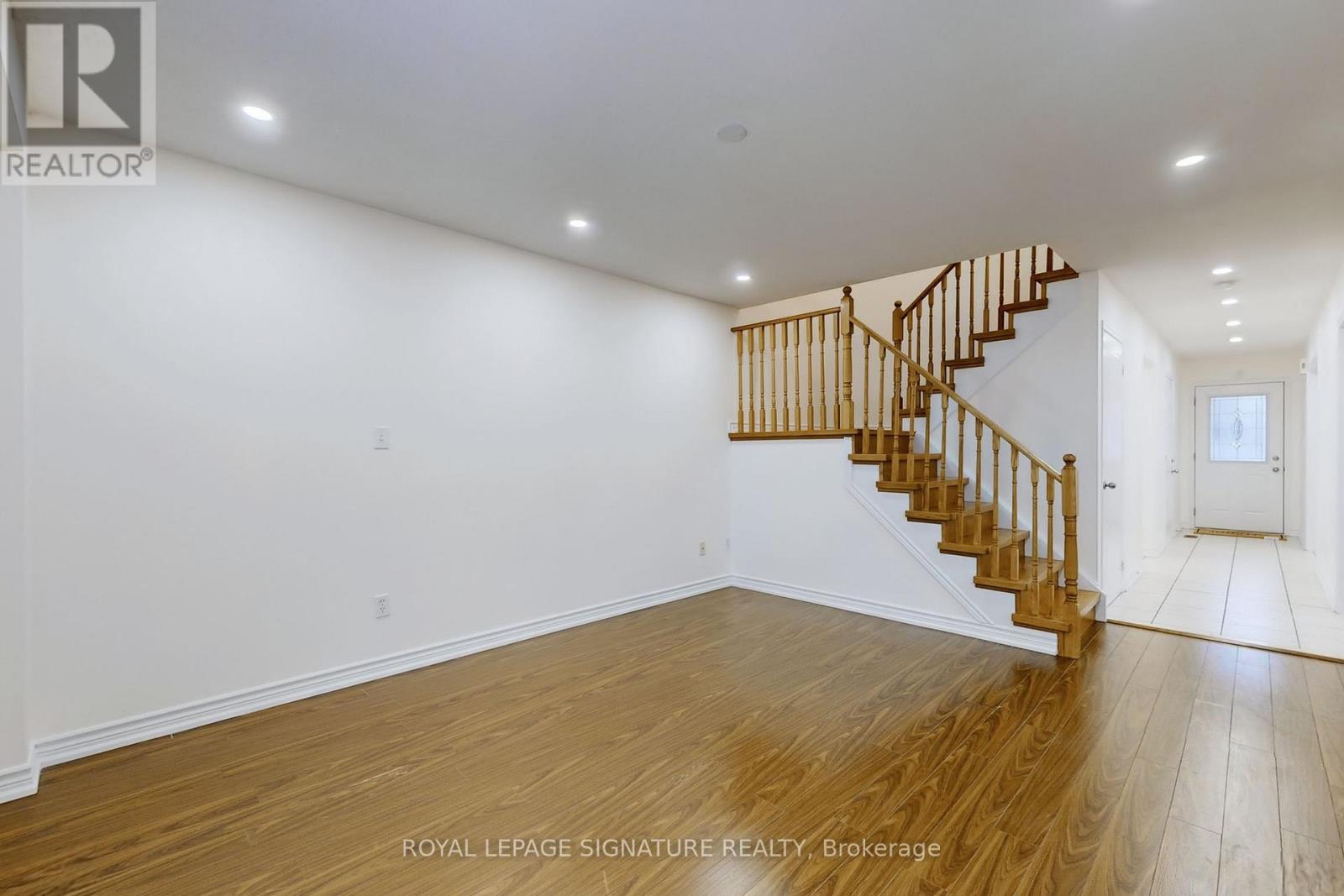 451 Compton Crescent, Oshawa, Ontario  L1G 8C7 - Photo 9 - E12175265