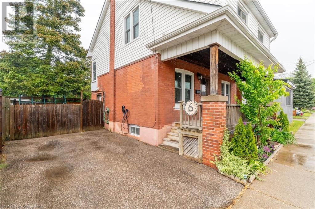 Property at 6 STINSON Avenue image 3