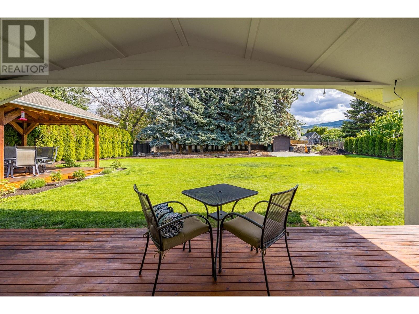 1451 Oakridge Road, Kelowna, British Columbia  V1W 3A8 - Photo 44 - 10348853