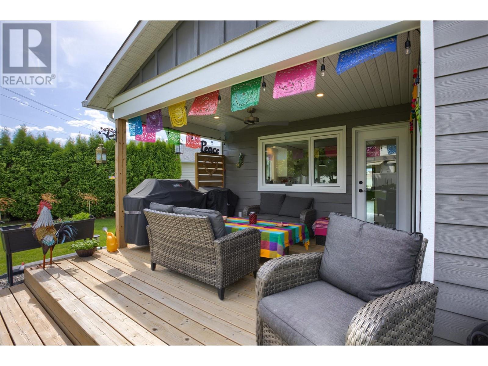 448 Lakeway Drive, Kelowna, British Columbia  V1W 3S4 - Photo 30 - 10349381