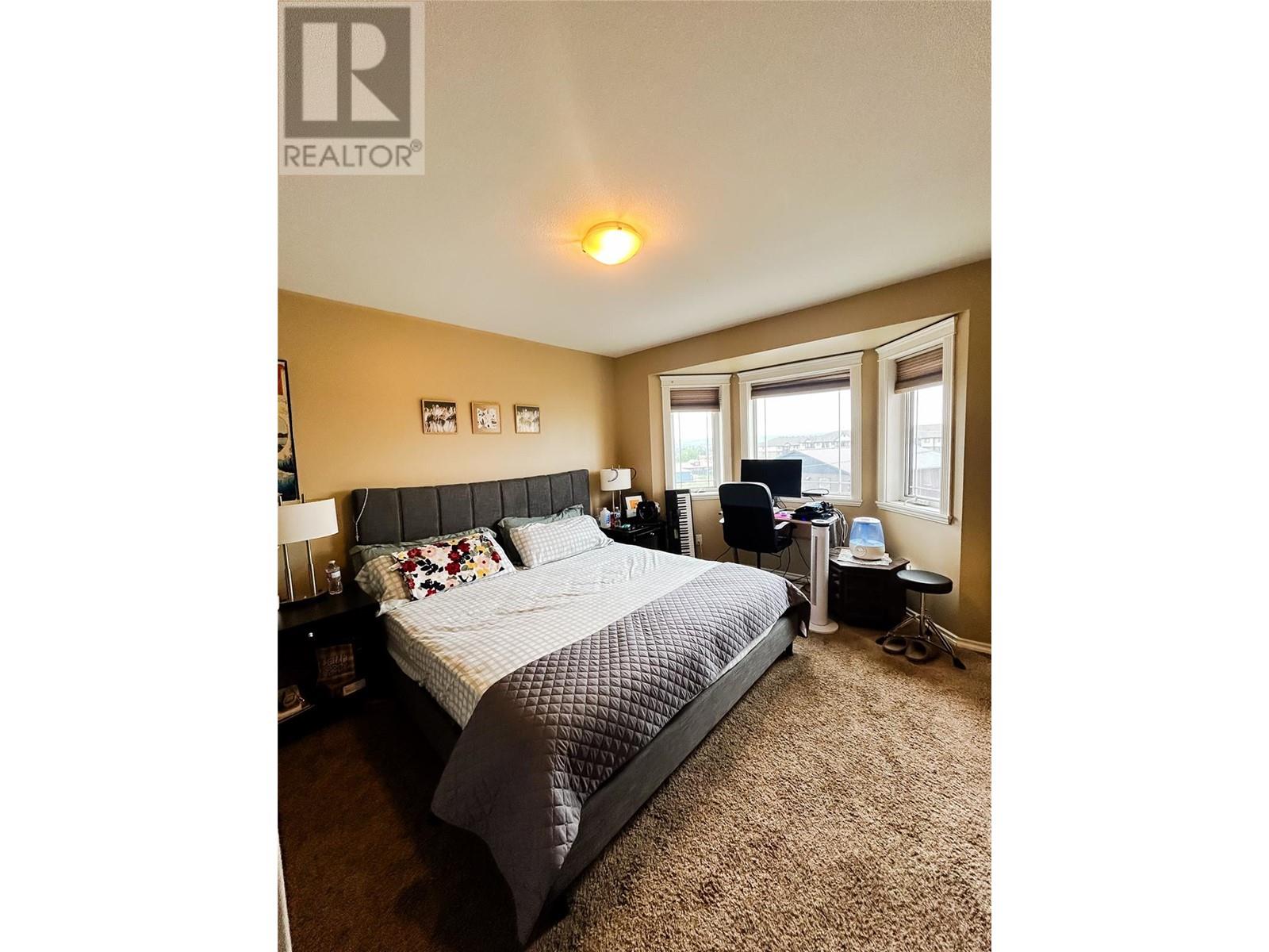 721 100 Avenue, Dawson Creek, British Columbia  V1G 0B5 - Photo 2 - 10349552