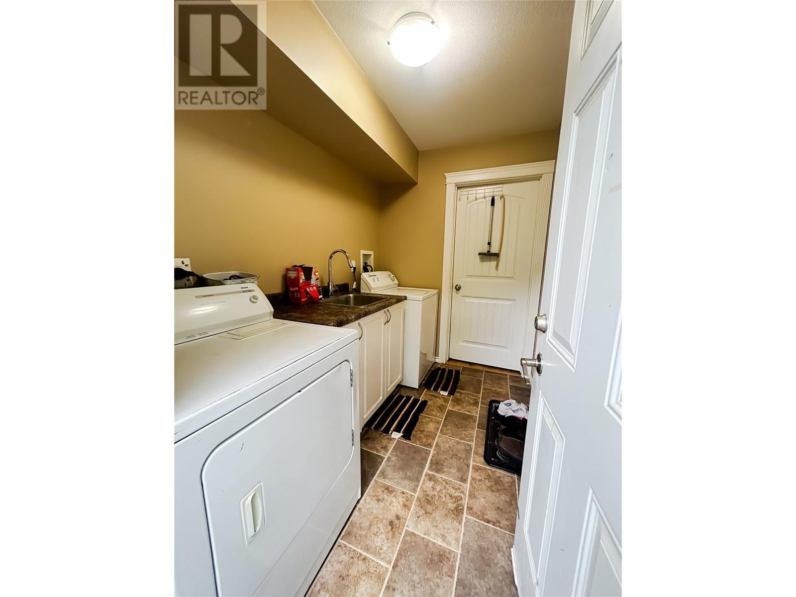 721 100 Avenue, Dawson Creek, British Columbia  V1G 0B5 - Photo 21 - 10349552