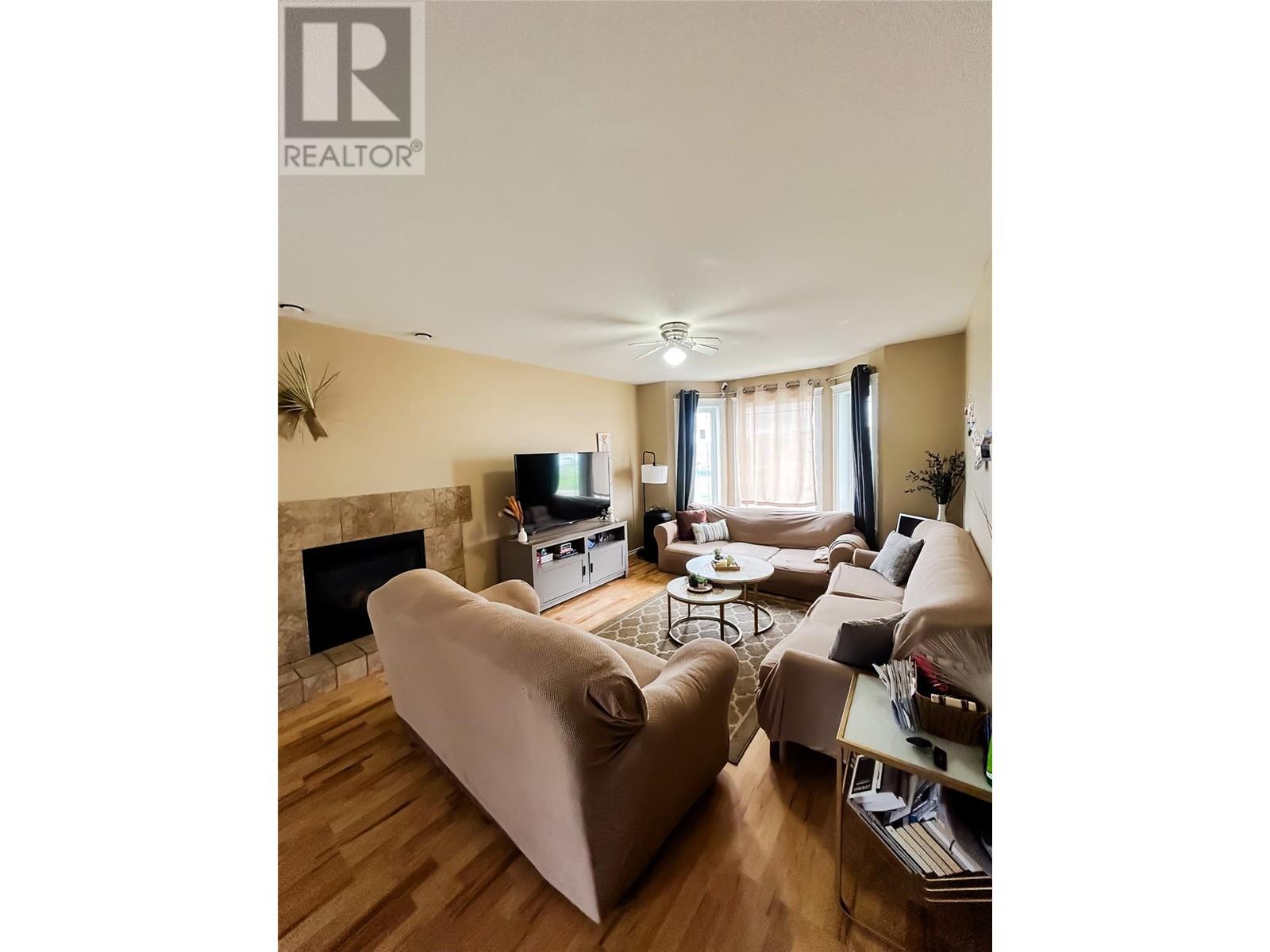 721 100 Avenue, Dawson Creek, British Columbia  V1G 0B5 - Photo 12 - 10349552