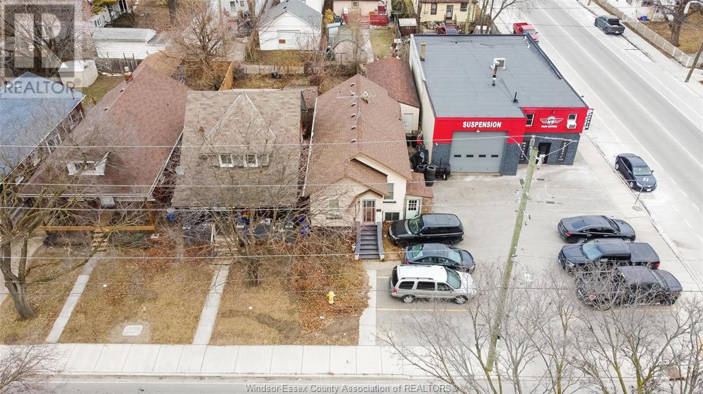 884 Curry Avenue, Windsor, Ontario  N9B 2C2 - Photo 33 - 25013250