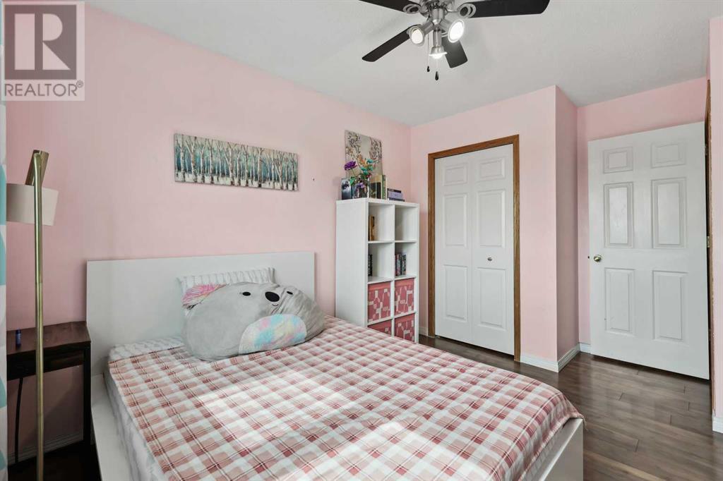 42 Sundown Manor Se, Calgary, Alberta  T2X 3H8 - Photo 28 - A2210949