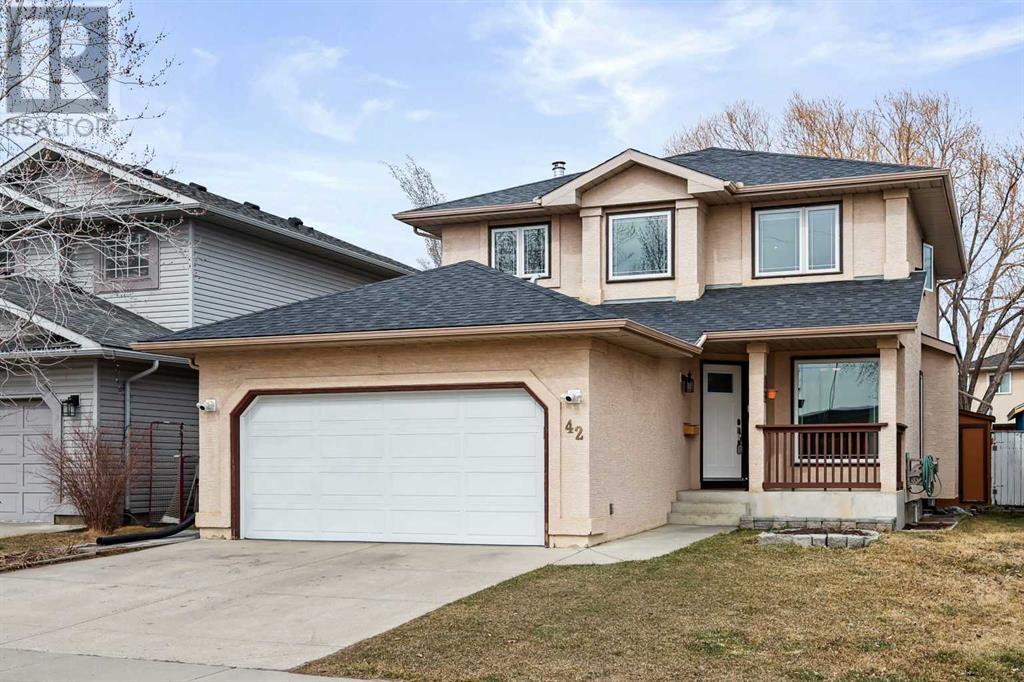 42 Sundown Manor Se, Calgary, Alberta  T2X 3H8 - Photo 2 - A2210949