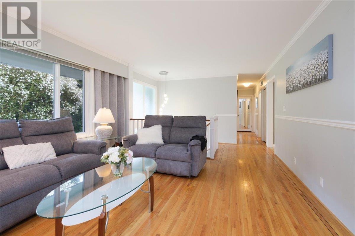 2235 Whitman Avenue, North Vancouver, British Columbia  V7H 2C6 - Photo 6 - R2996587