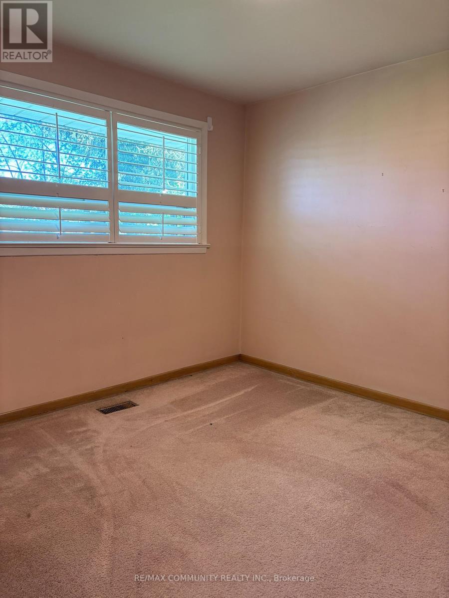 117 Perivale Crescent, Toronto, Ontario  M1J 2C4 - Photo 11 - E12175992