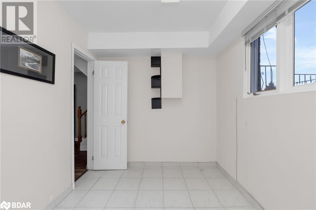 69 Mcconkey Place, Barrie, Ontario  L4N 6H3 - Photo 18 - 40732616