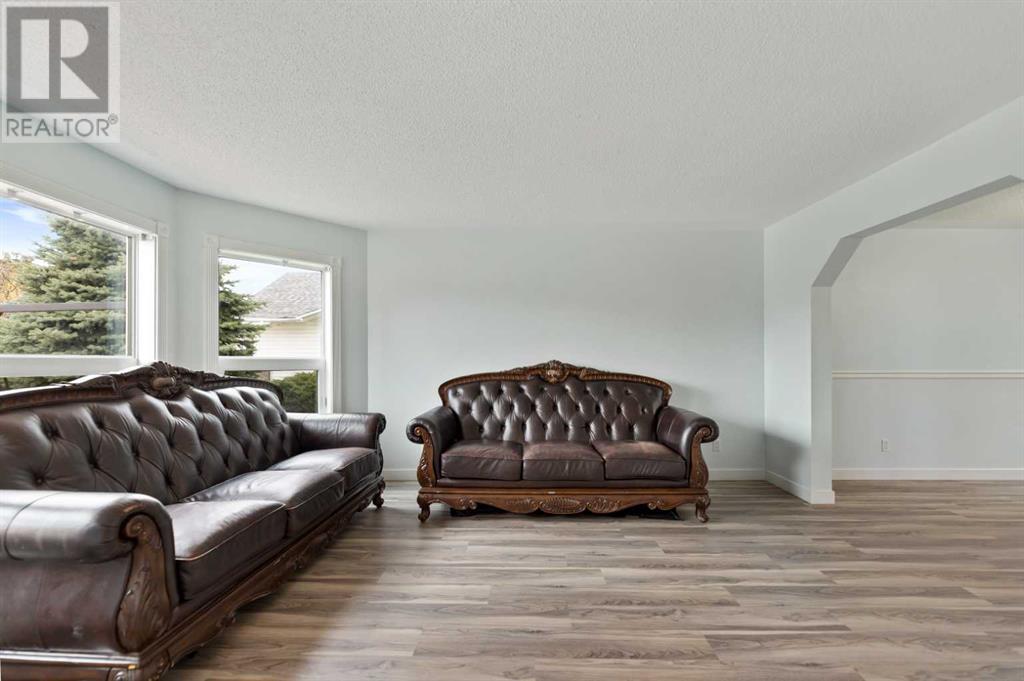 128 Harvest Hills Drive Ne, Calgary, Alberta  T3K 3X4 - Photo 7 - A2197889