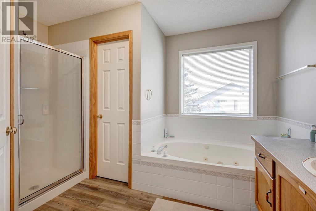 21 Hidden Ranch Circle Nw, Calgary, Alberta  T3A 5N8 - Photo 18 - A2211326