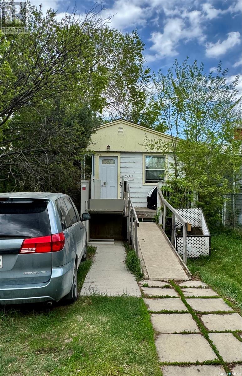 Property at 755 Cameron STREET image 1