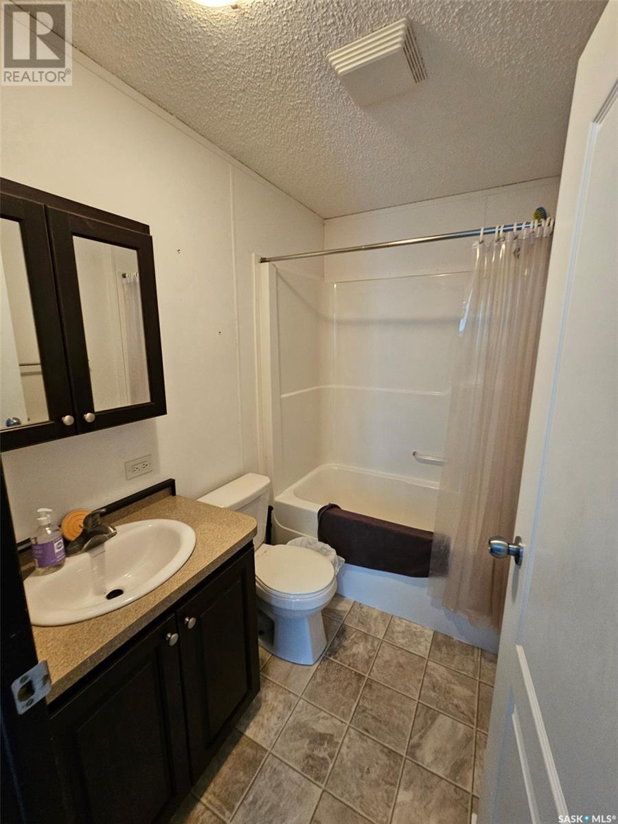 8 Miller Street, Redvers, Saskatchewan  S0C 2H0 - Photo 14 - SK007289