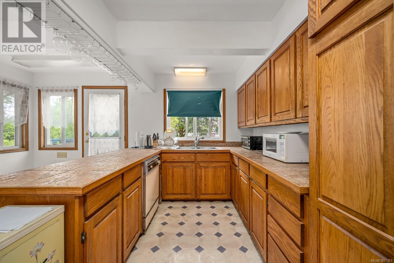 1608 Mclauchlin Ave, Courtenay, British Columbia  B9N 3V8 - Photo 25 - 1001301