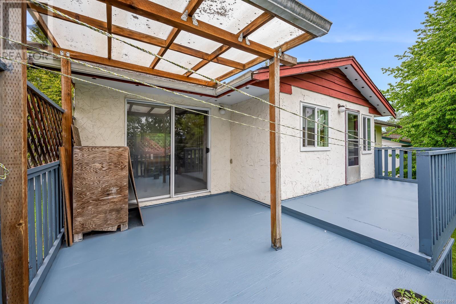 1608 Mclauchlin Ave, Courtenay, British Columbia  B9N 3V8 - Photo 3 - 1001301